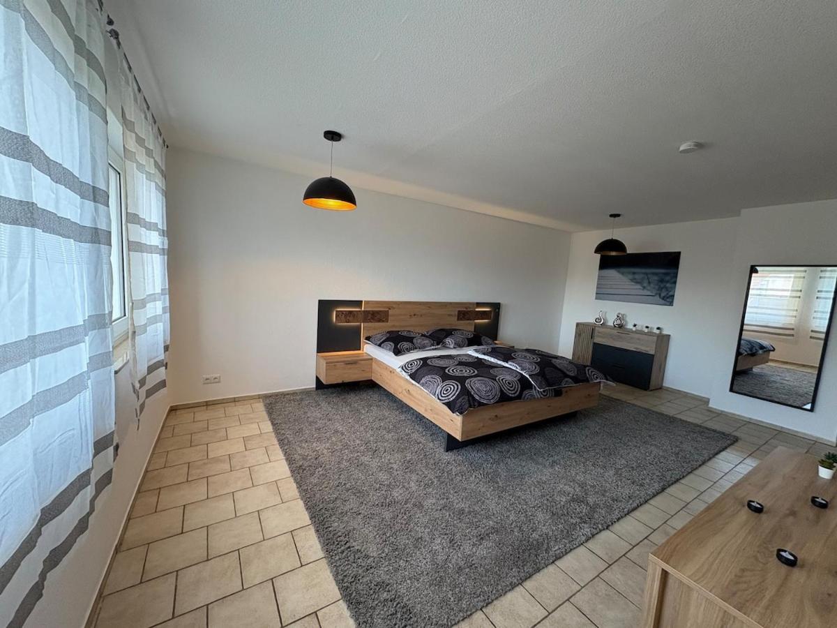 Modernes Serviced Apartment - FeWo Franken Idyll