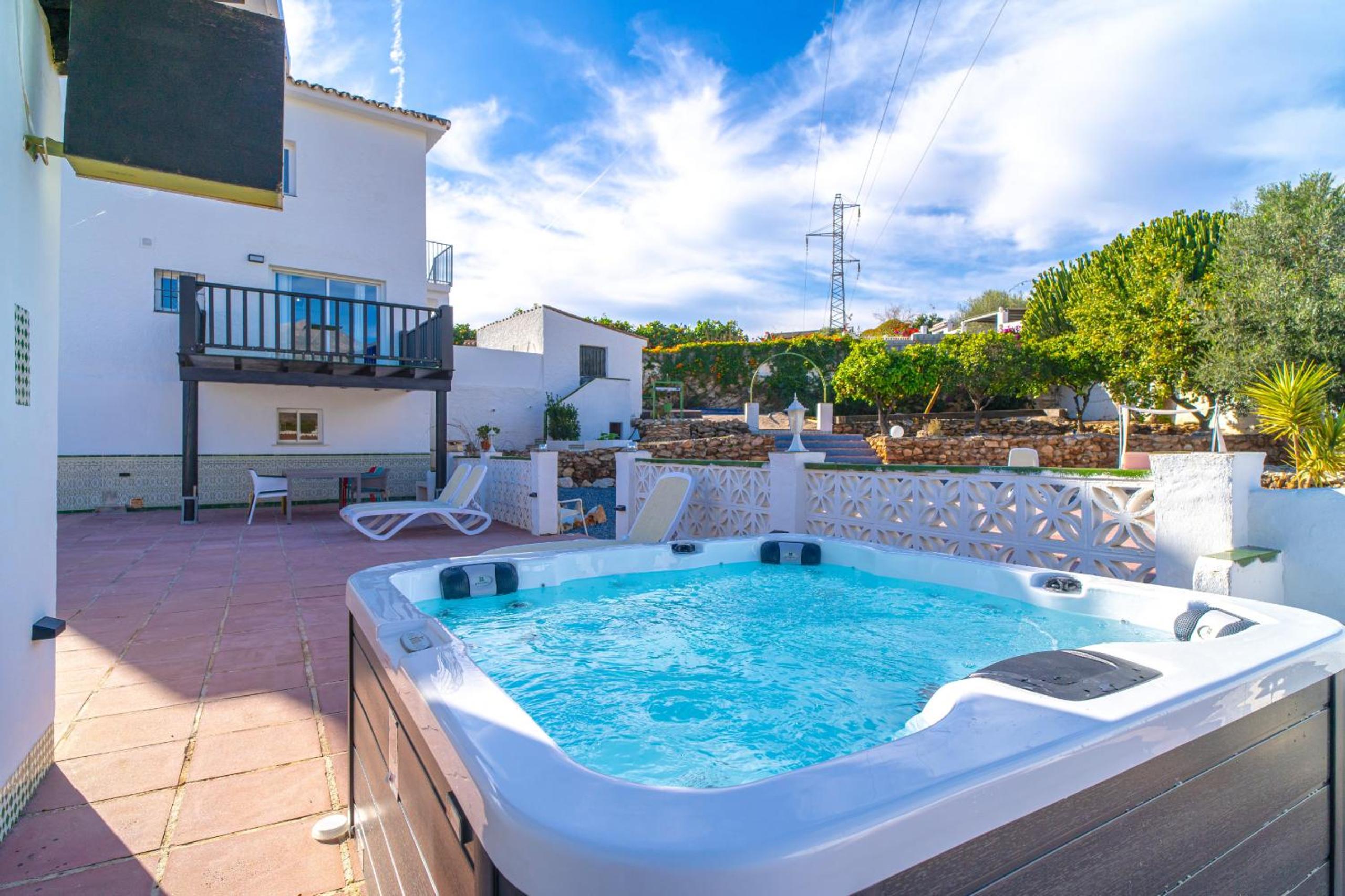 Villa Mauri Private Pool by Casasol