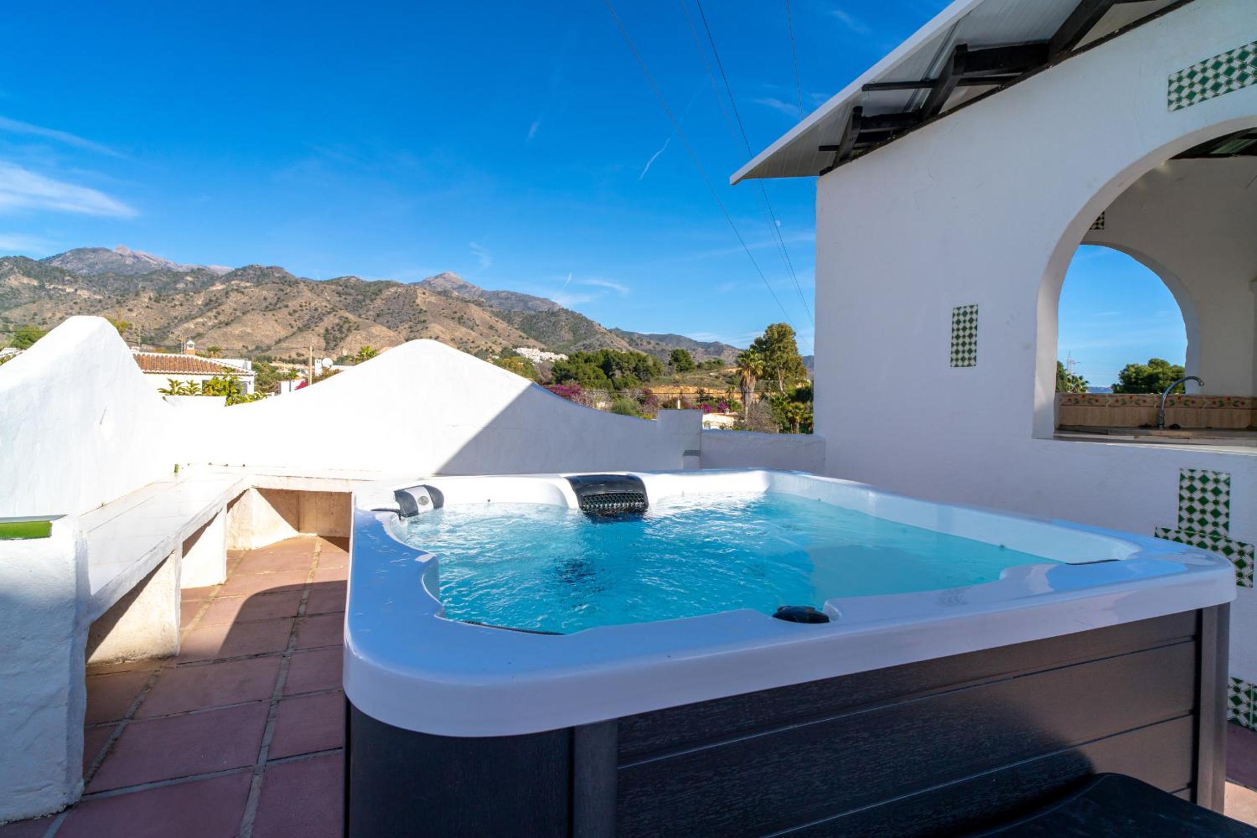 Villa Mauri Private Pool by Casasol