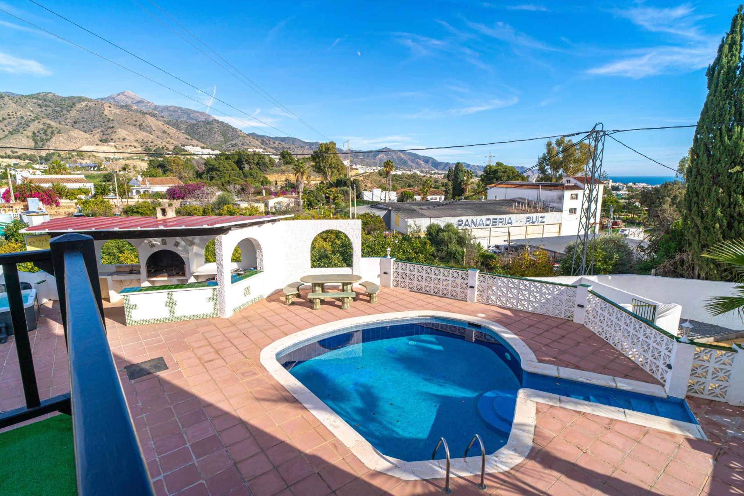 Villa Mauri Private Pool by Casasol