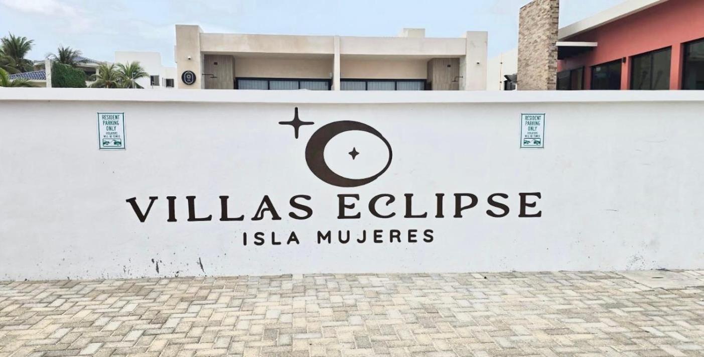 Villas Eclipse by Andiani Travel