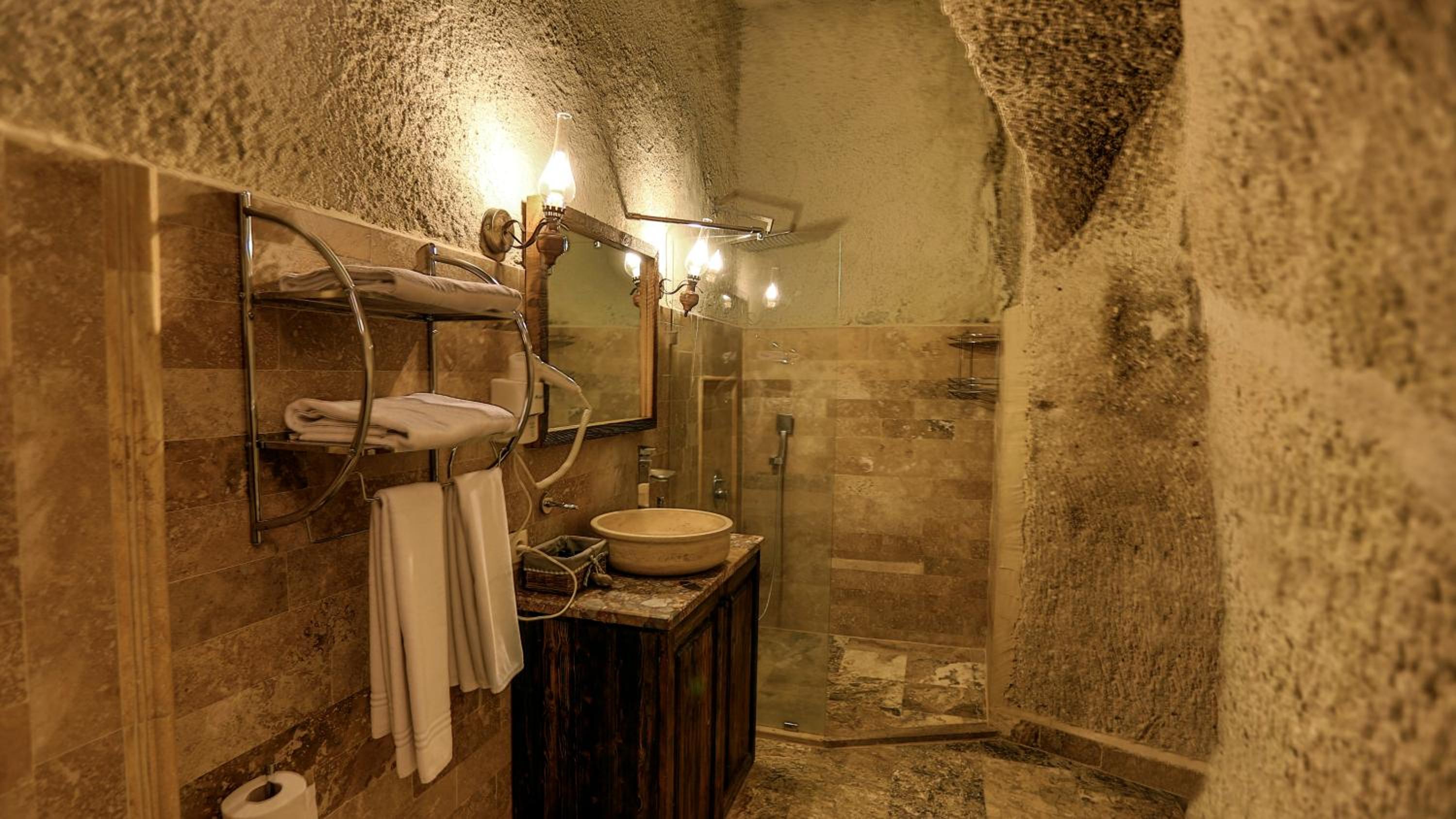 Hidden Cave Hotel - Image 137