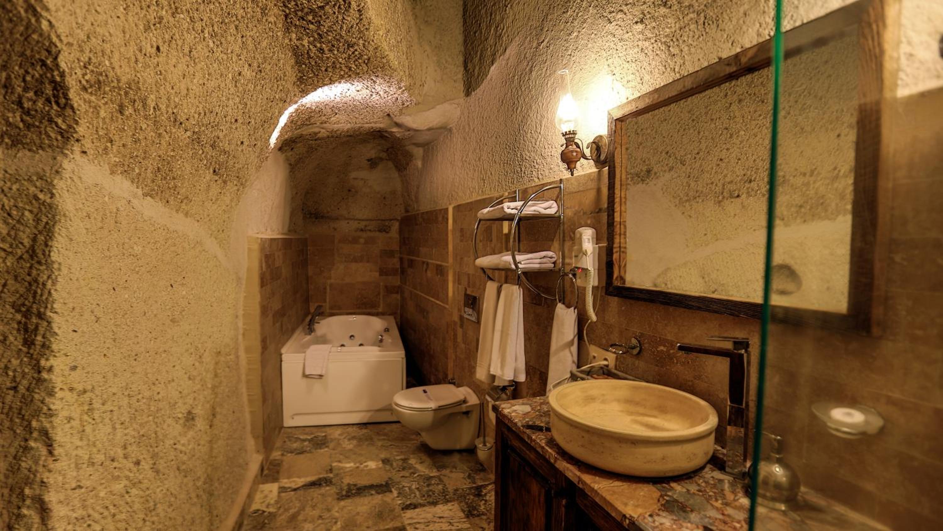 Hidden Cave Hotel - Image 138