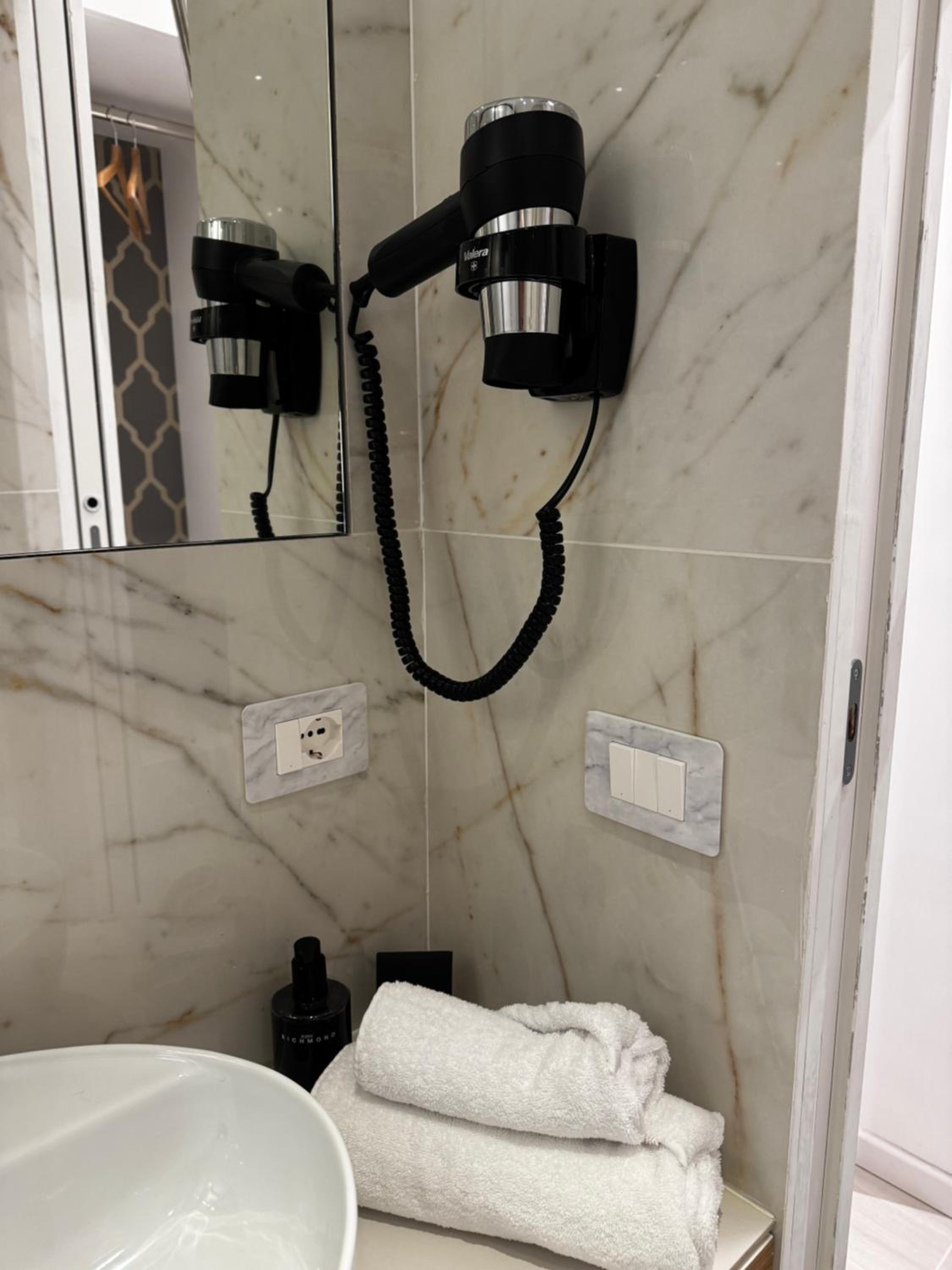 Ponte Milvio Suite & Parking- La Chambre de Sophie