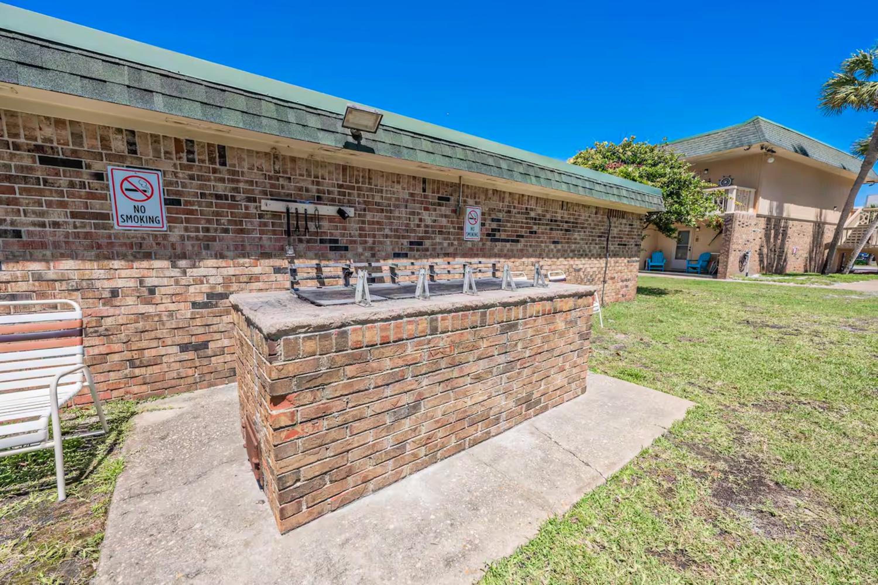 2 BR Condo with Shared Pool and Beach Access