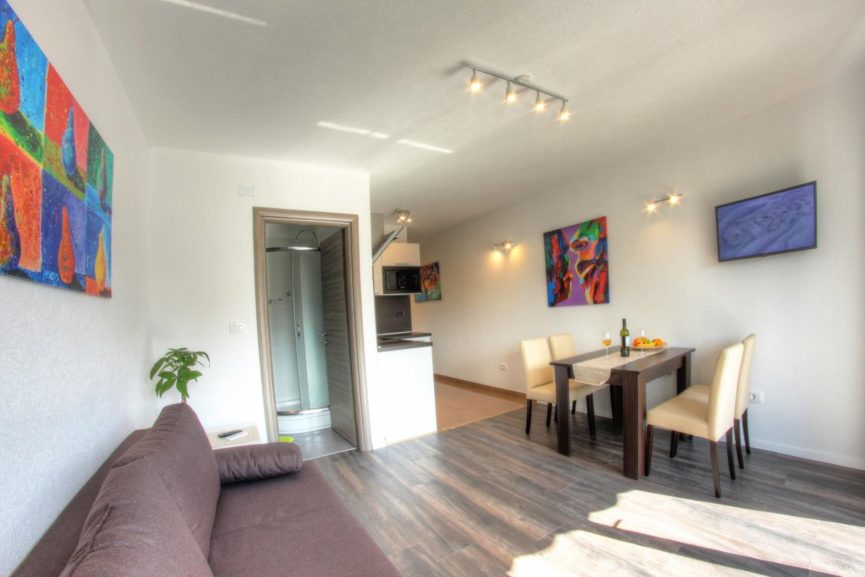Apartments Nebuloza