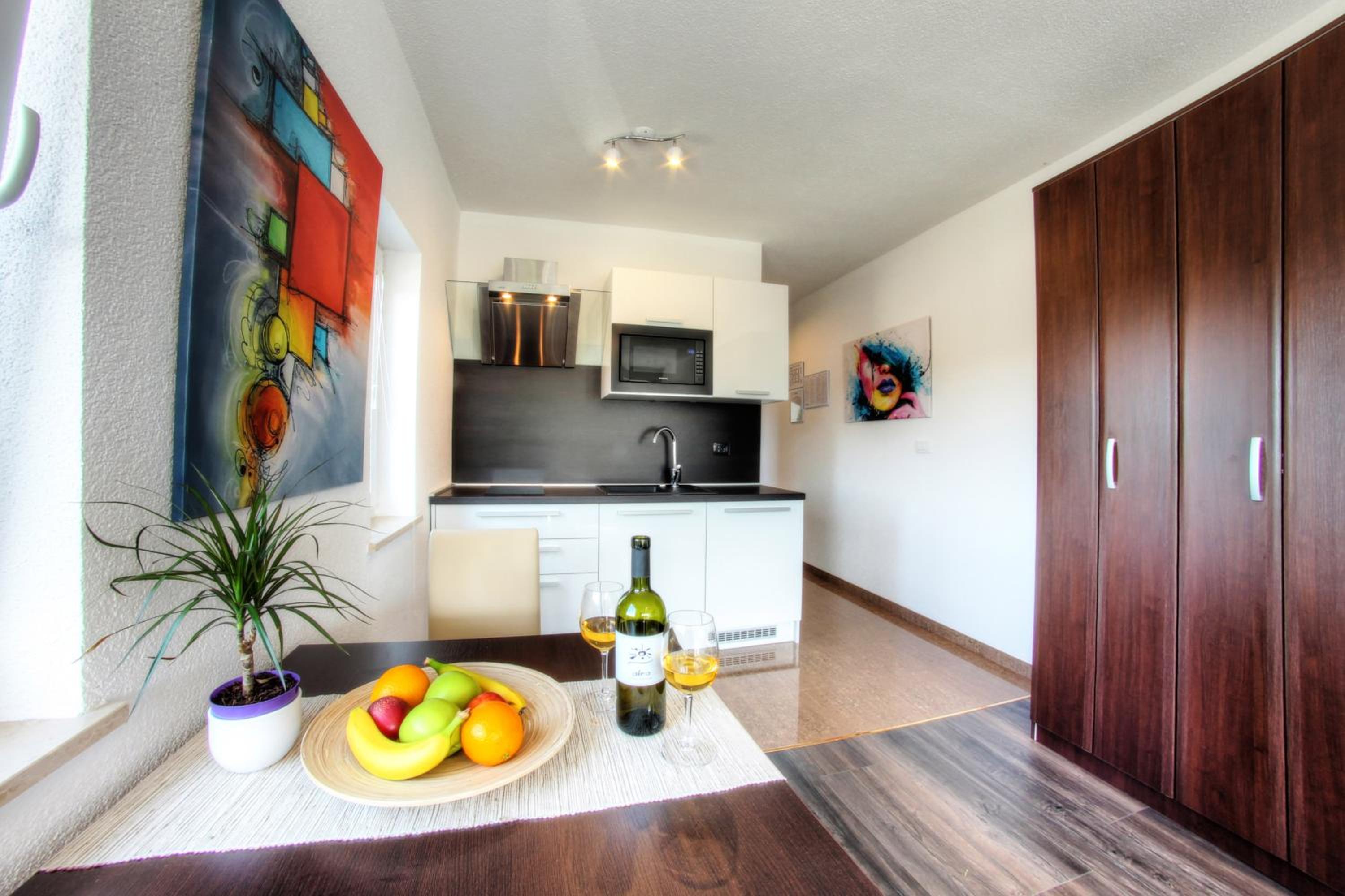 Apartments Nebuloza