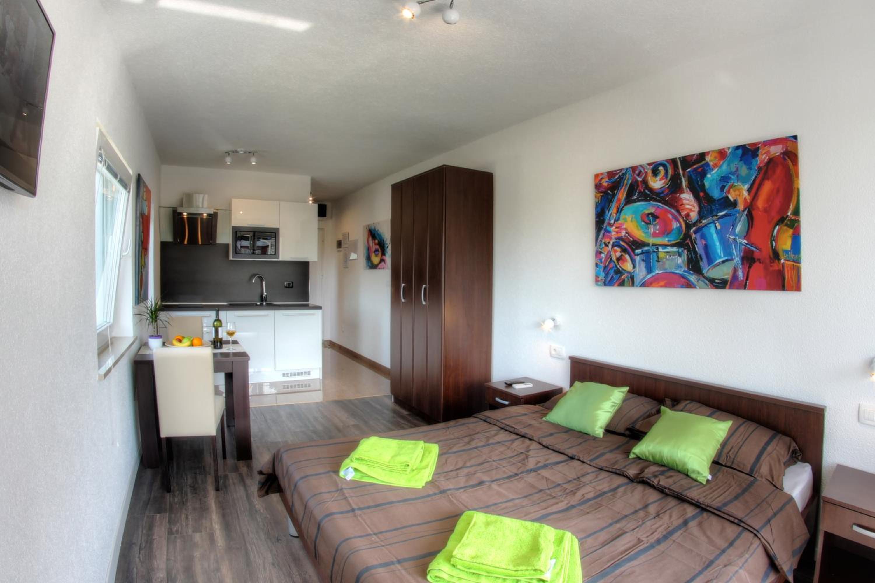 Apartments Nebuloza