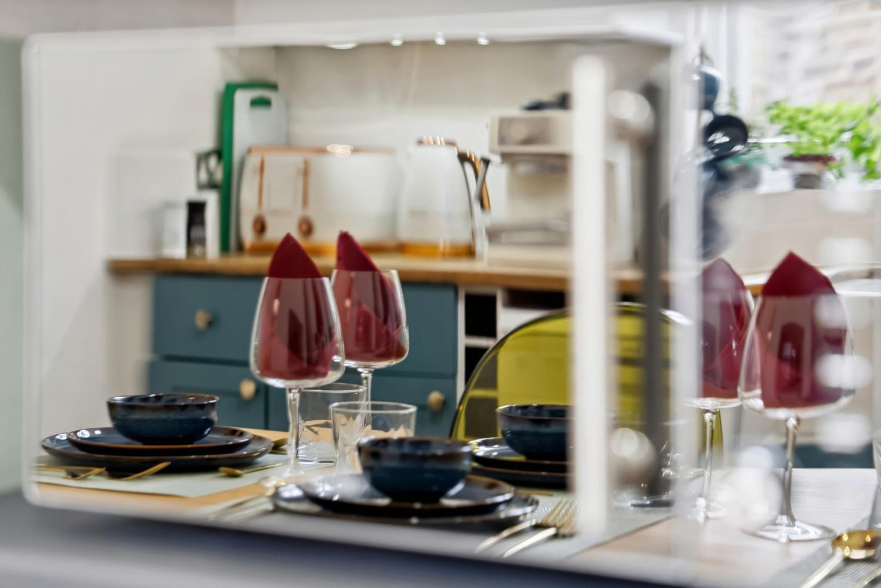 Stylish Edwardian Escape in Southwark 3 bedroom Maisonette by Gold Stays