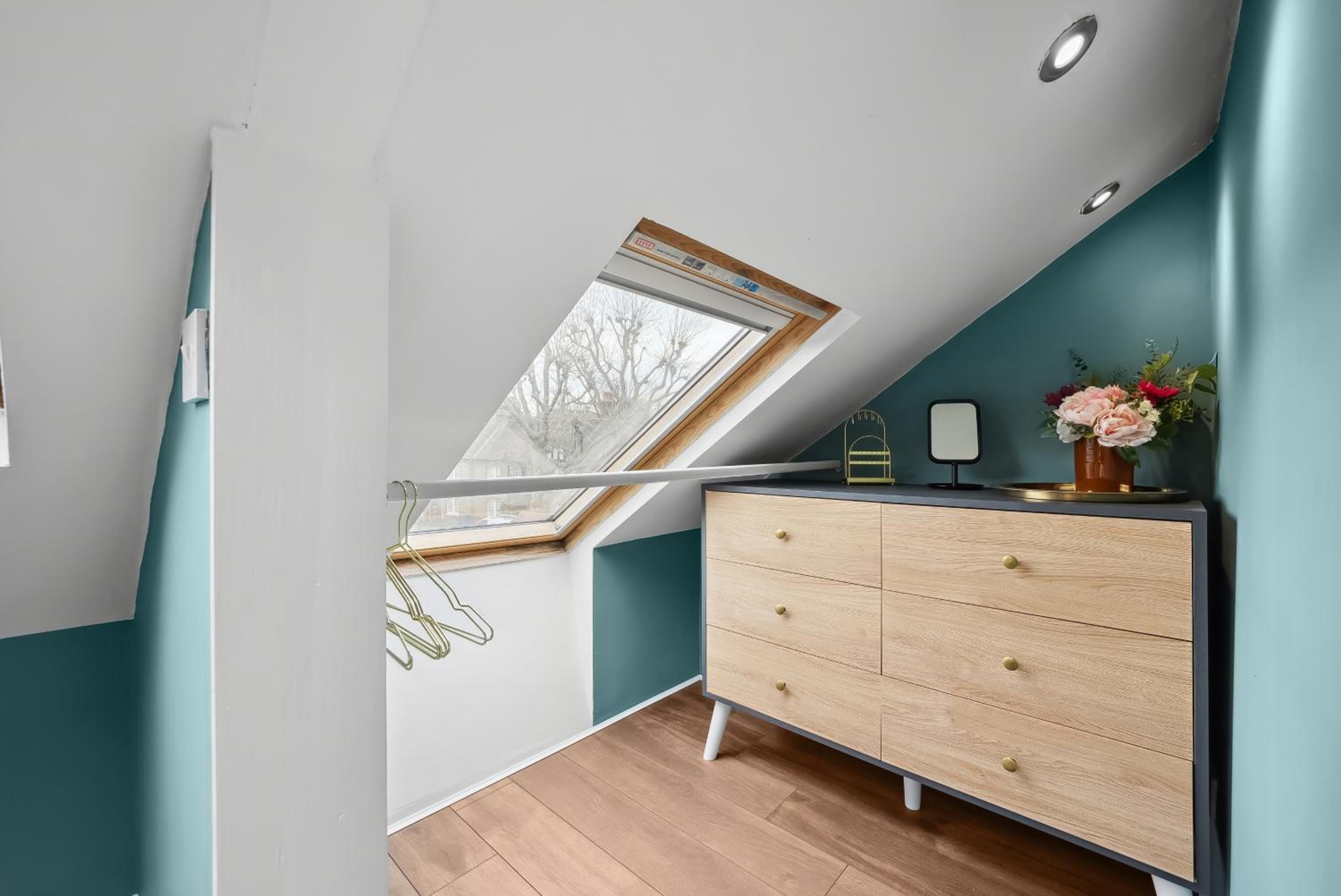 Stylish Edwardian Escape in Southwark 3 bedroom Maisonette by Gold Stays