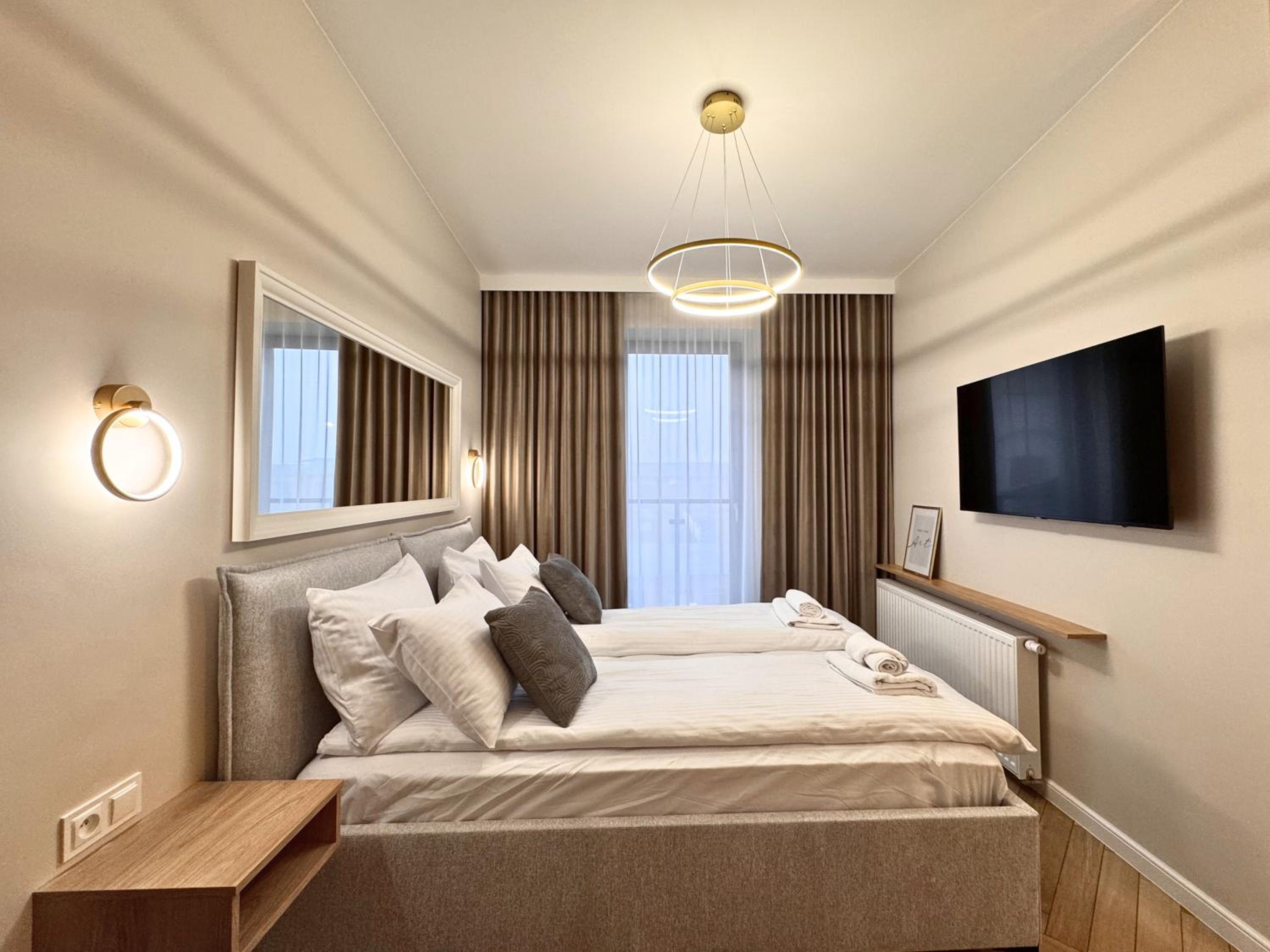 Roosevelta Residence Apartments - przy OFF Piotrkowska, FV - Klimatyzacja - WiFi, Orientarium, Atlas Arena, HopaLupa, Aquapark Fala, EC1
