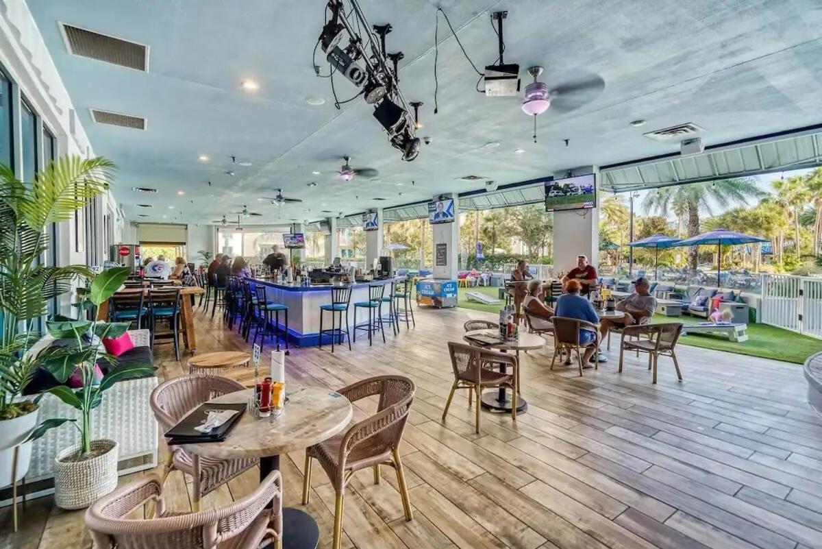 Stunning Resort 11th Fl Pool & Gulf View King Suite Across From Beach