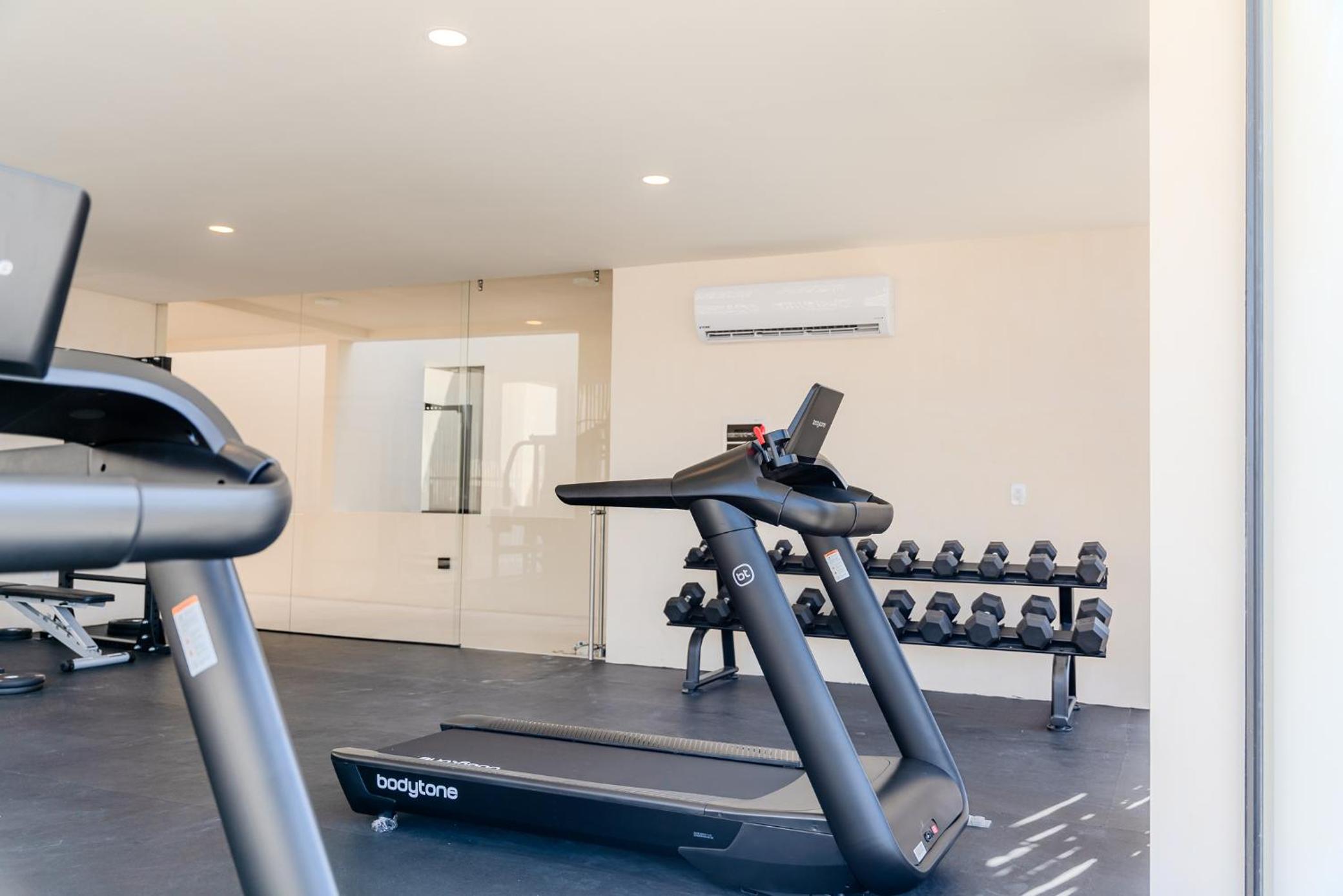 Tropical 2 Bedroom | Private Balcony & Rooftop | Casago