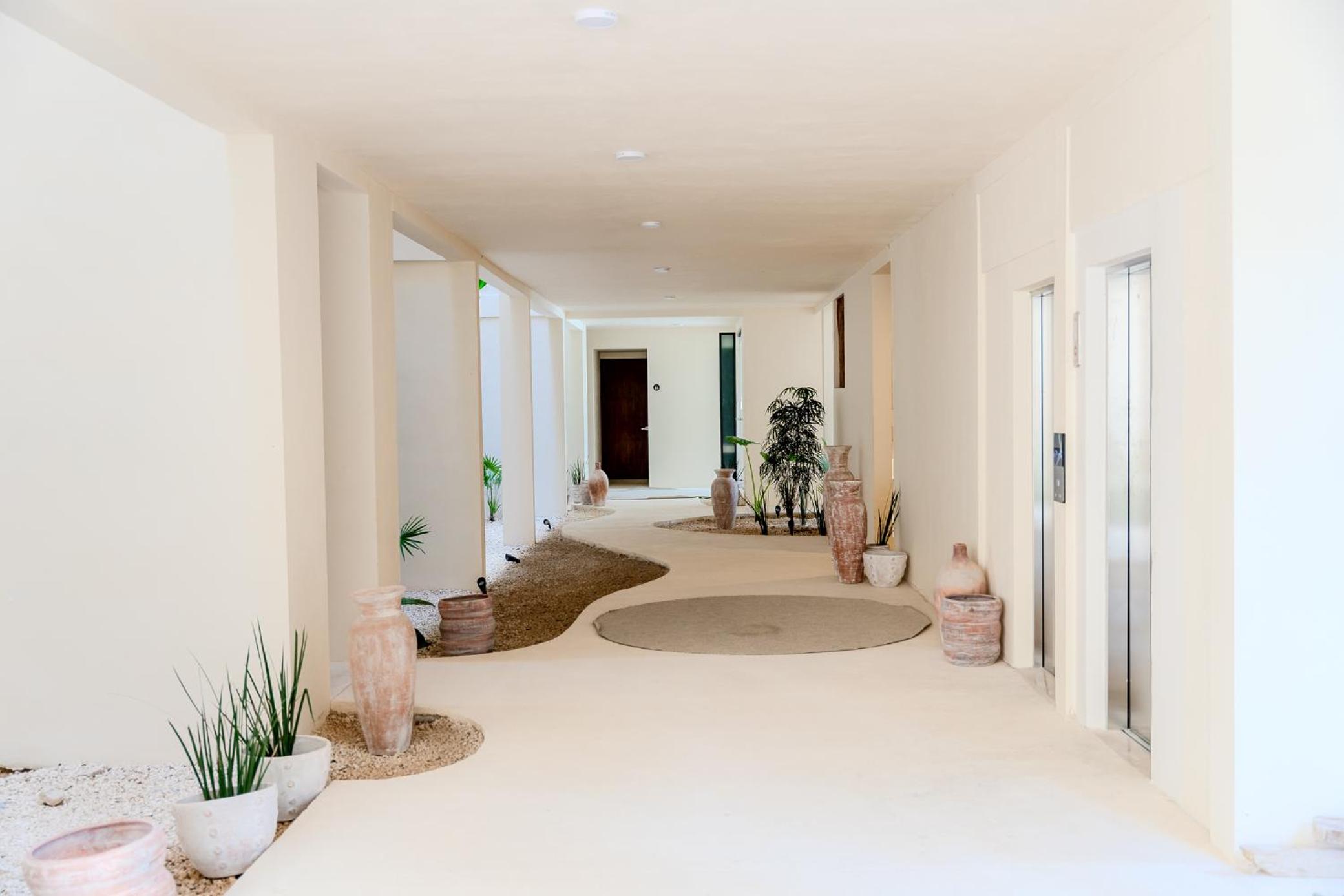 Tropical 2 Bedroom | Private Balcony & Rooftop | Casago
