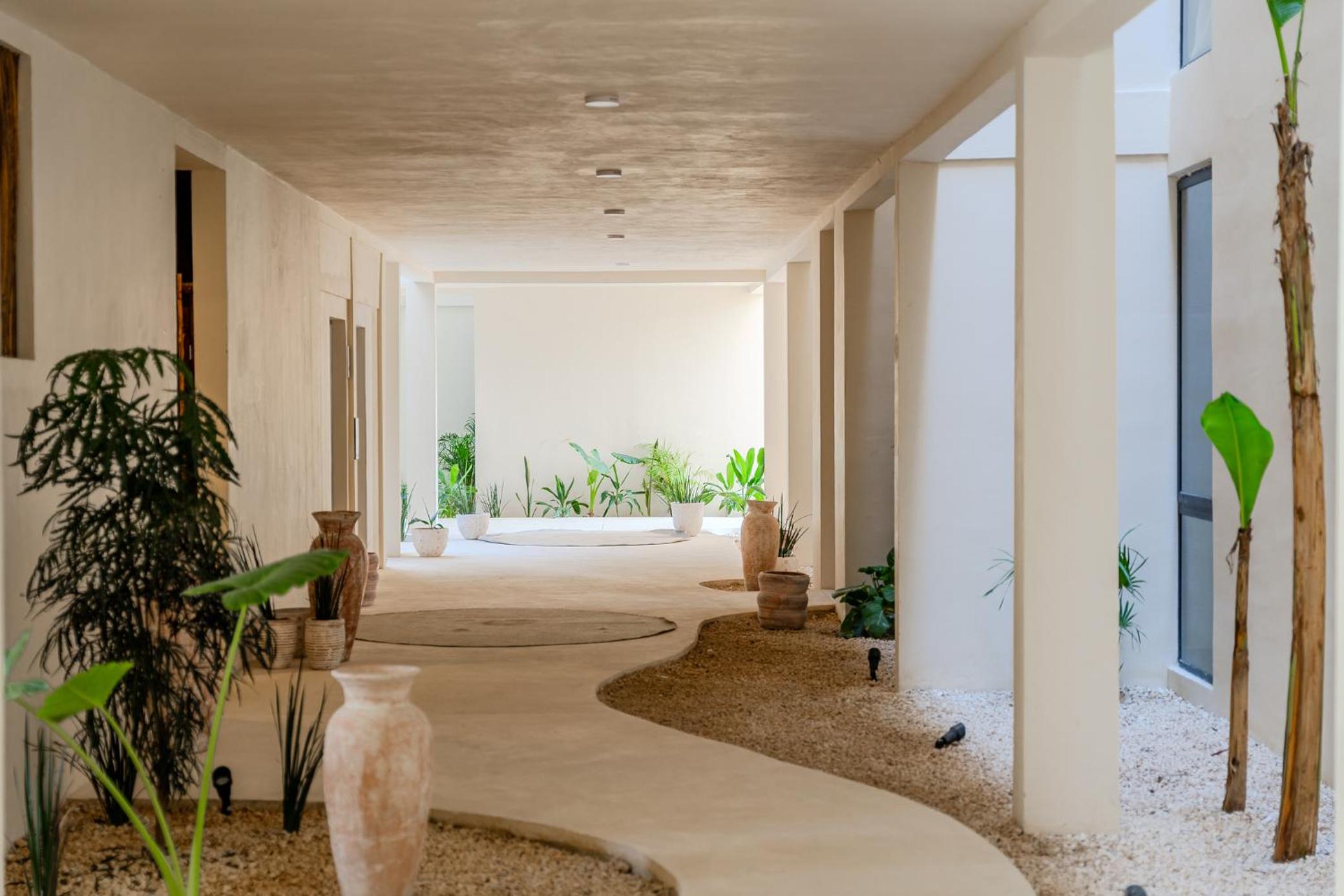 Tropical 2 Bedroom | Private Balcony & Rooftop | Casago