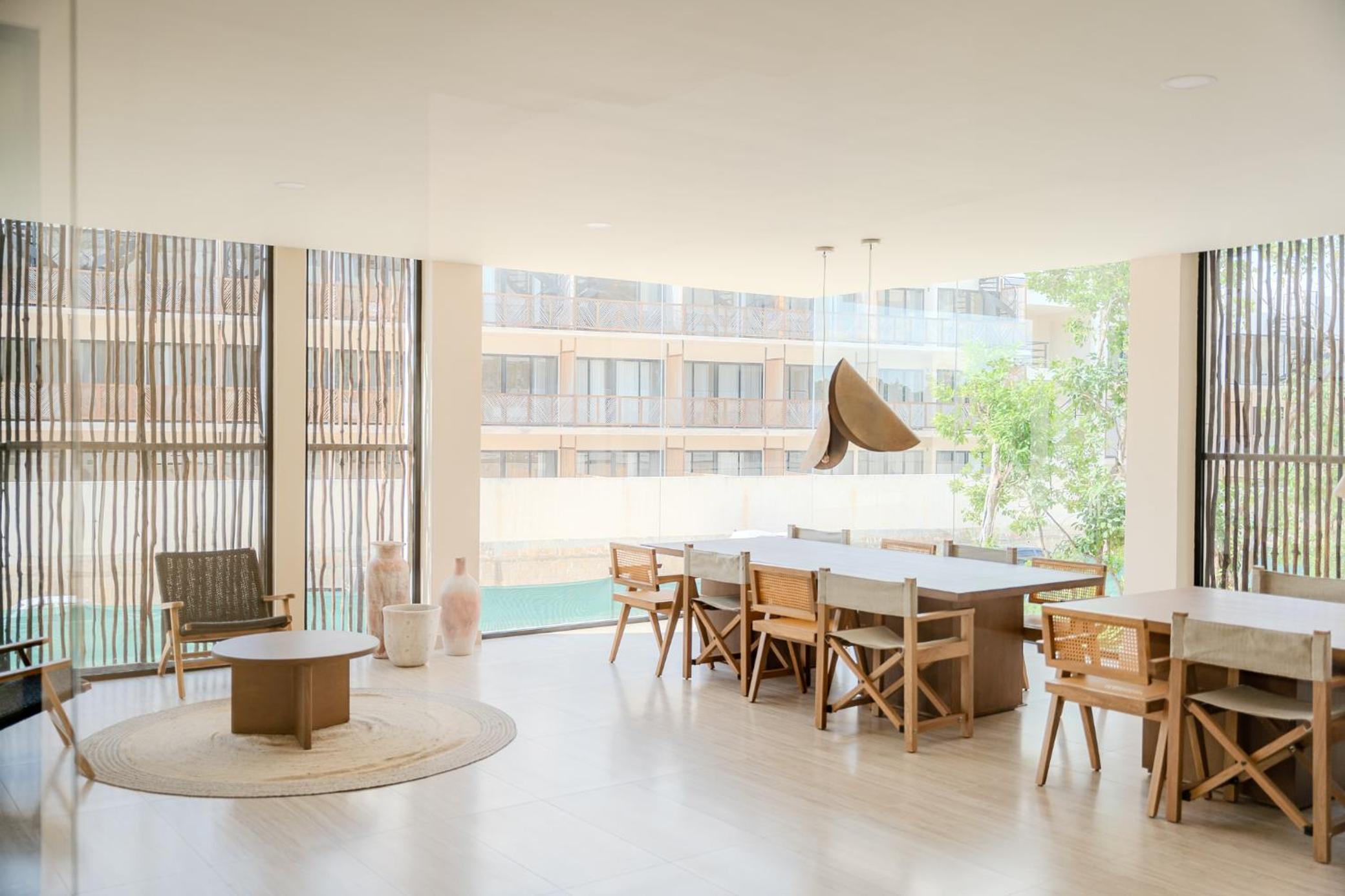 Tropical 2 Bedroom | Private Balcony & Rooftop | Casago