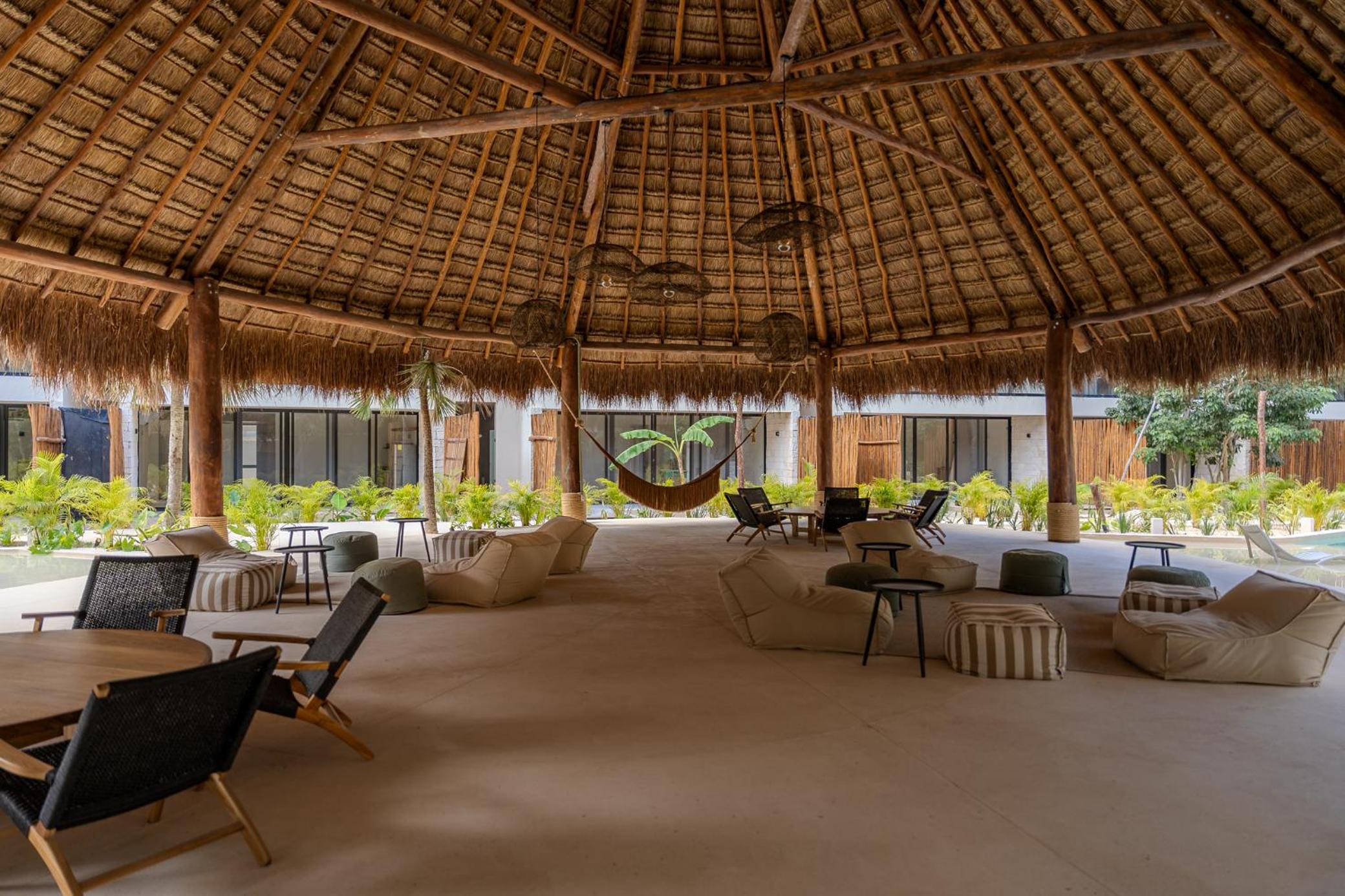 Tropical 2 Bedroom | Private Balcony & Rooftop | Casago