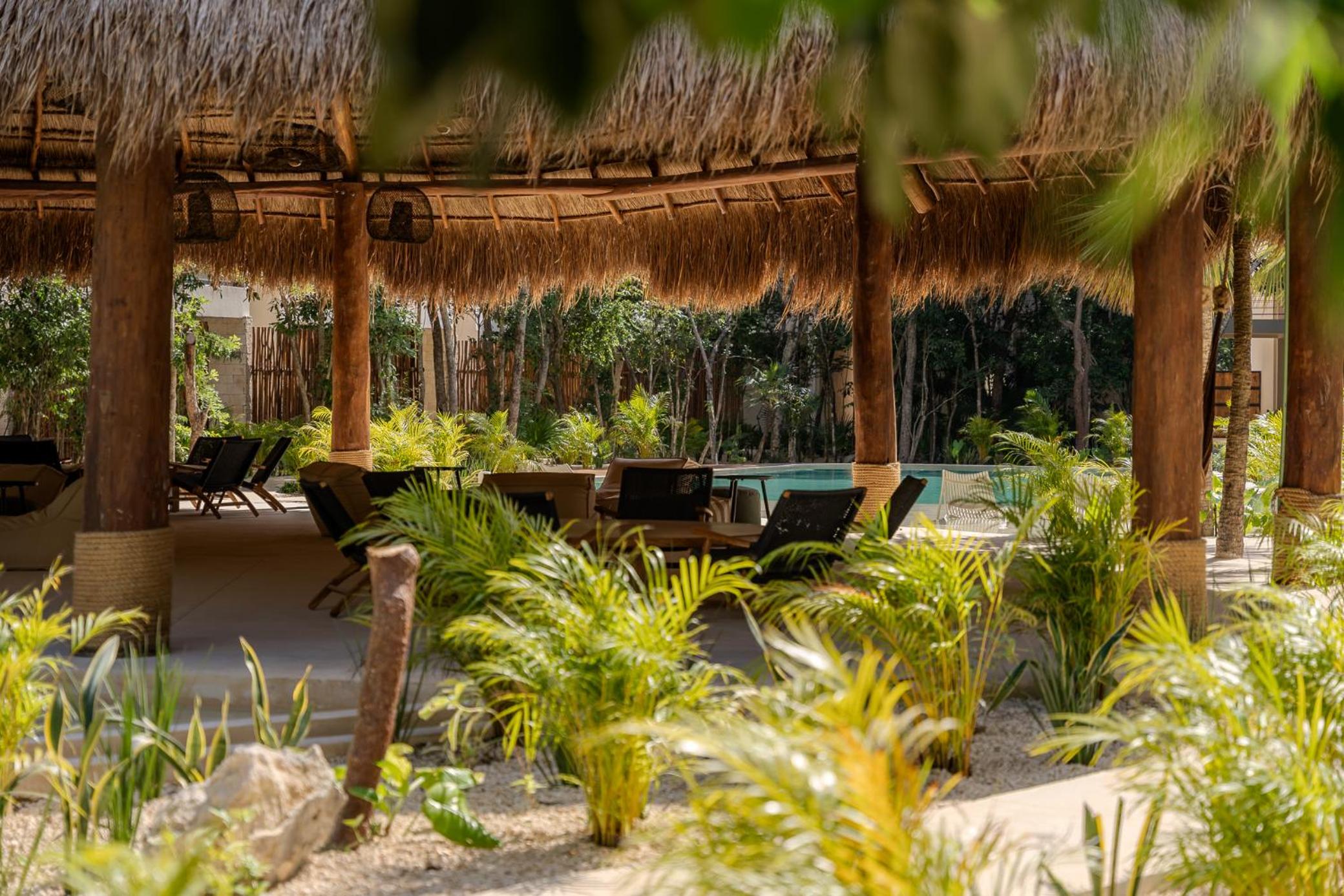 Tropical 2 Bedroom | Private Balcony & Rooftop | Casago
