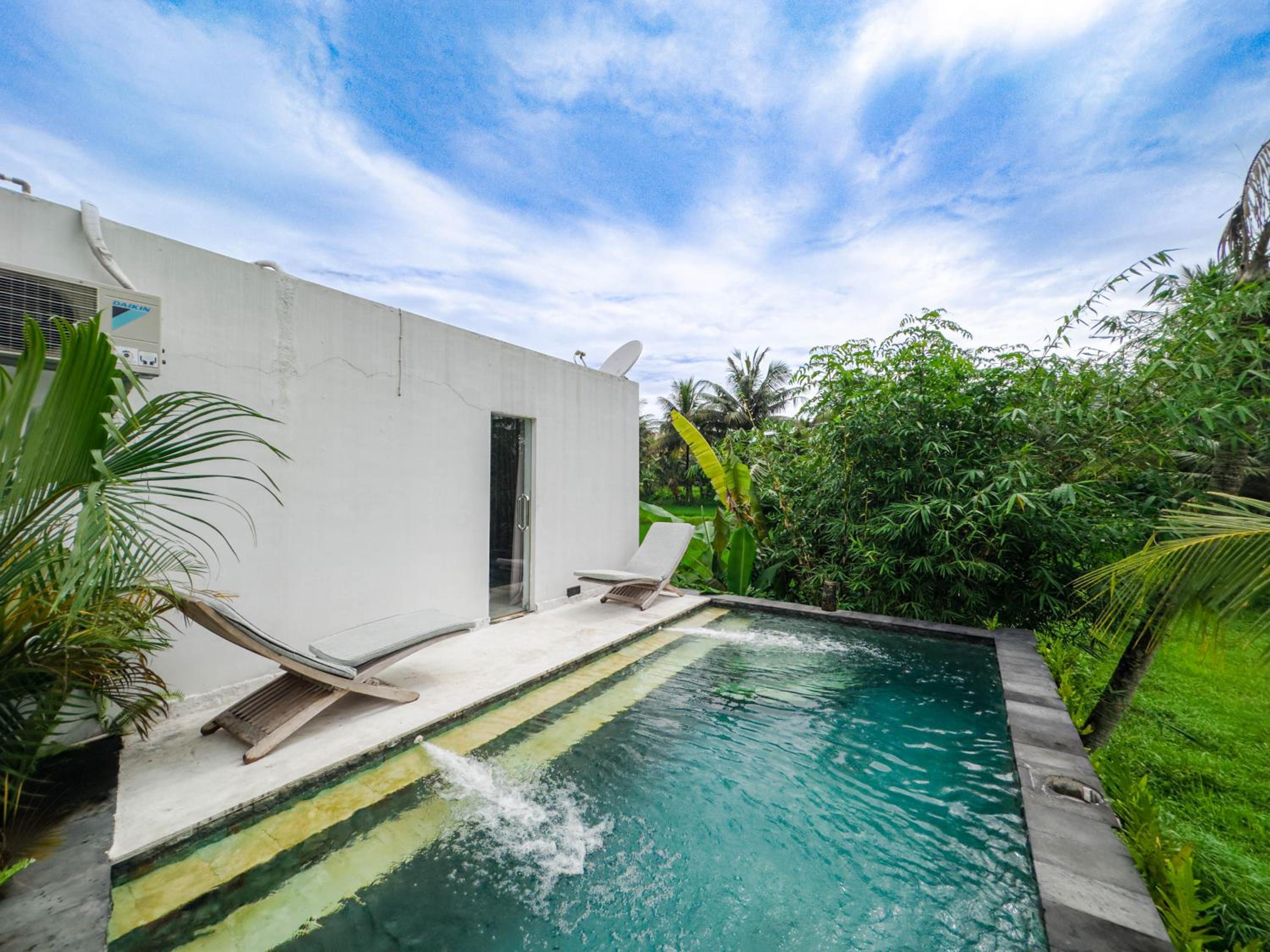 White Cubes Villas