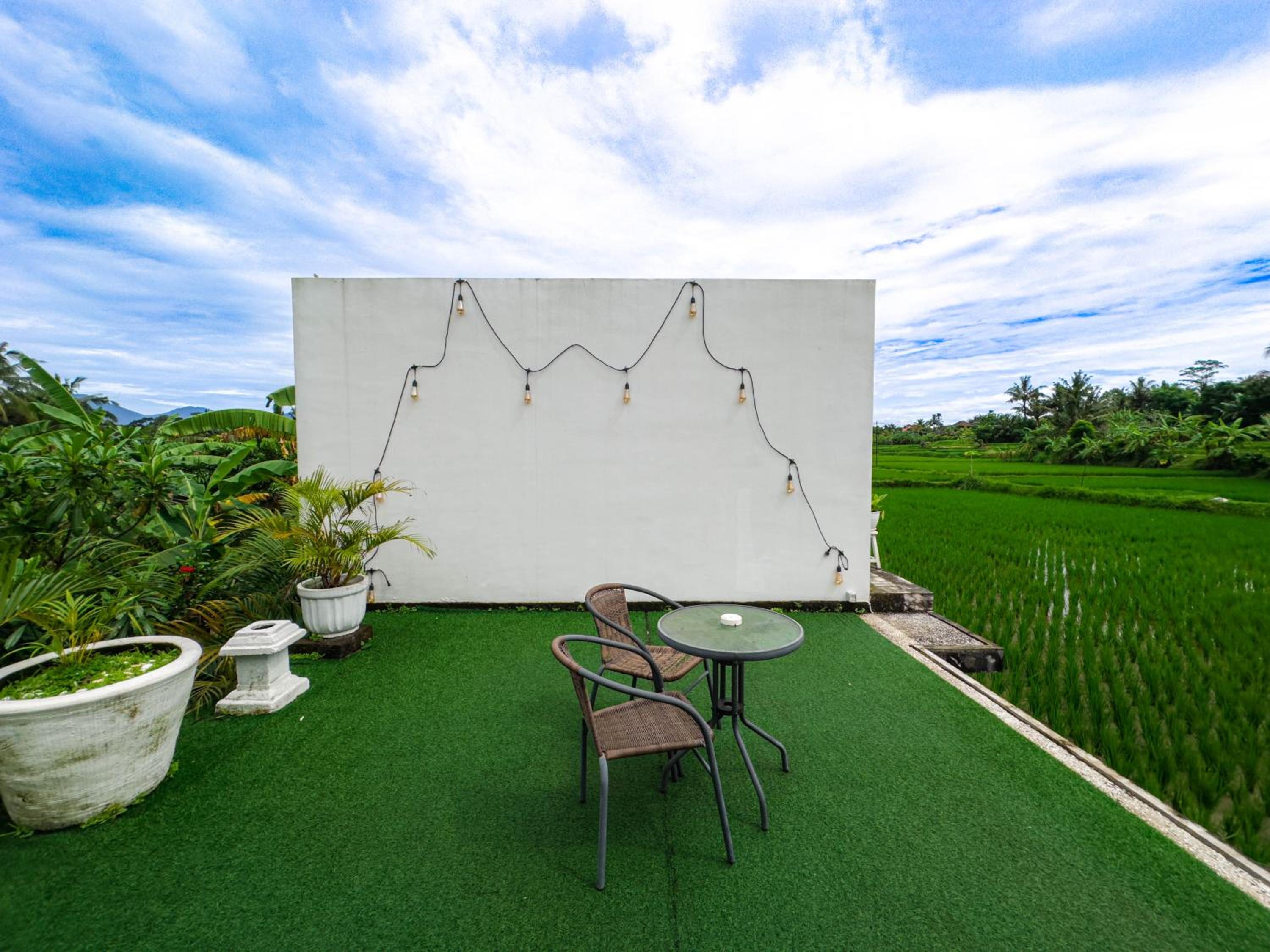 White Cubes Villas