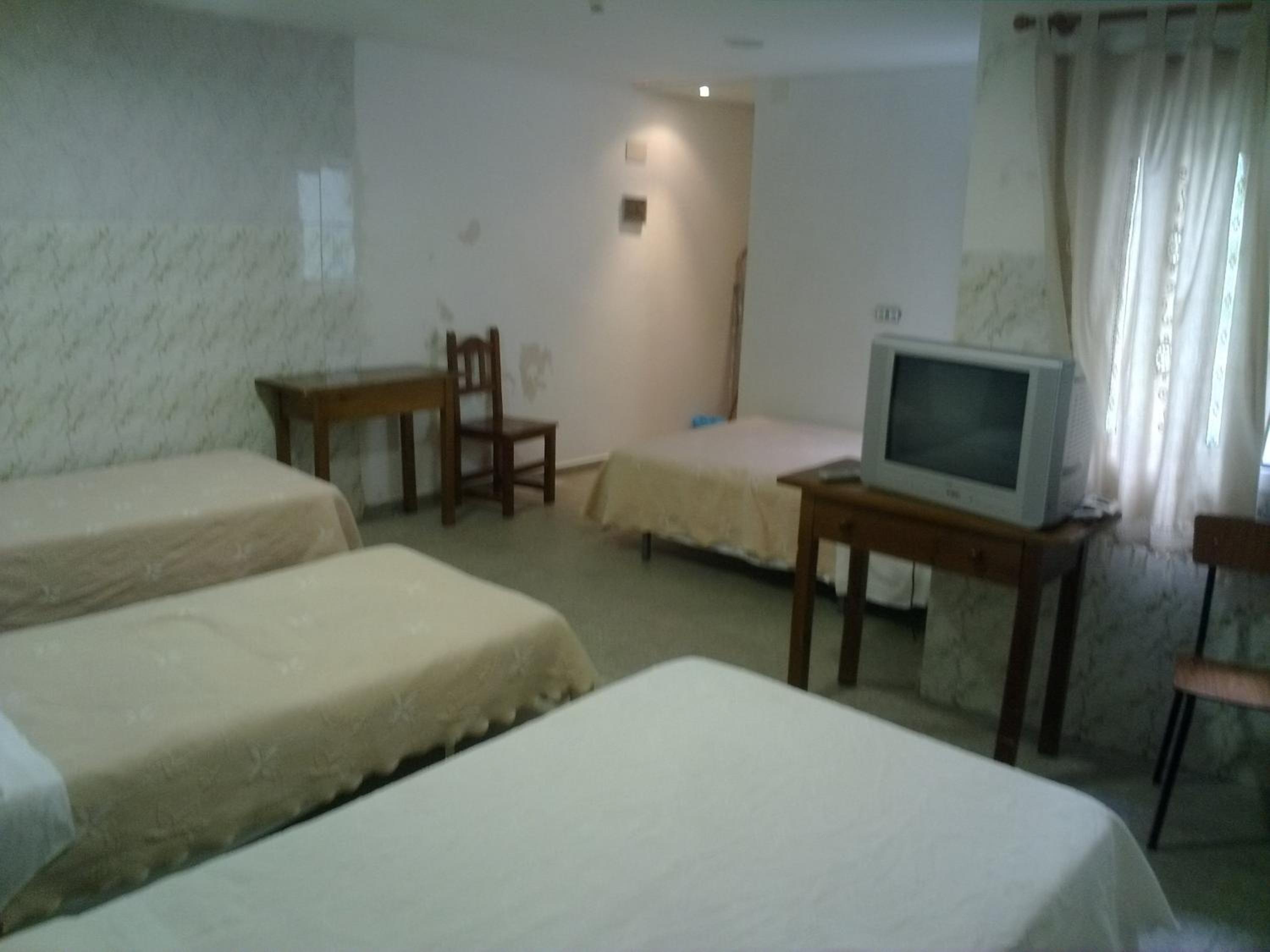 Hospedaje Lisboa Algeciras P Ca 0214 y A Ca 0232