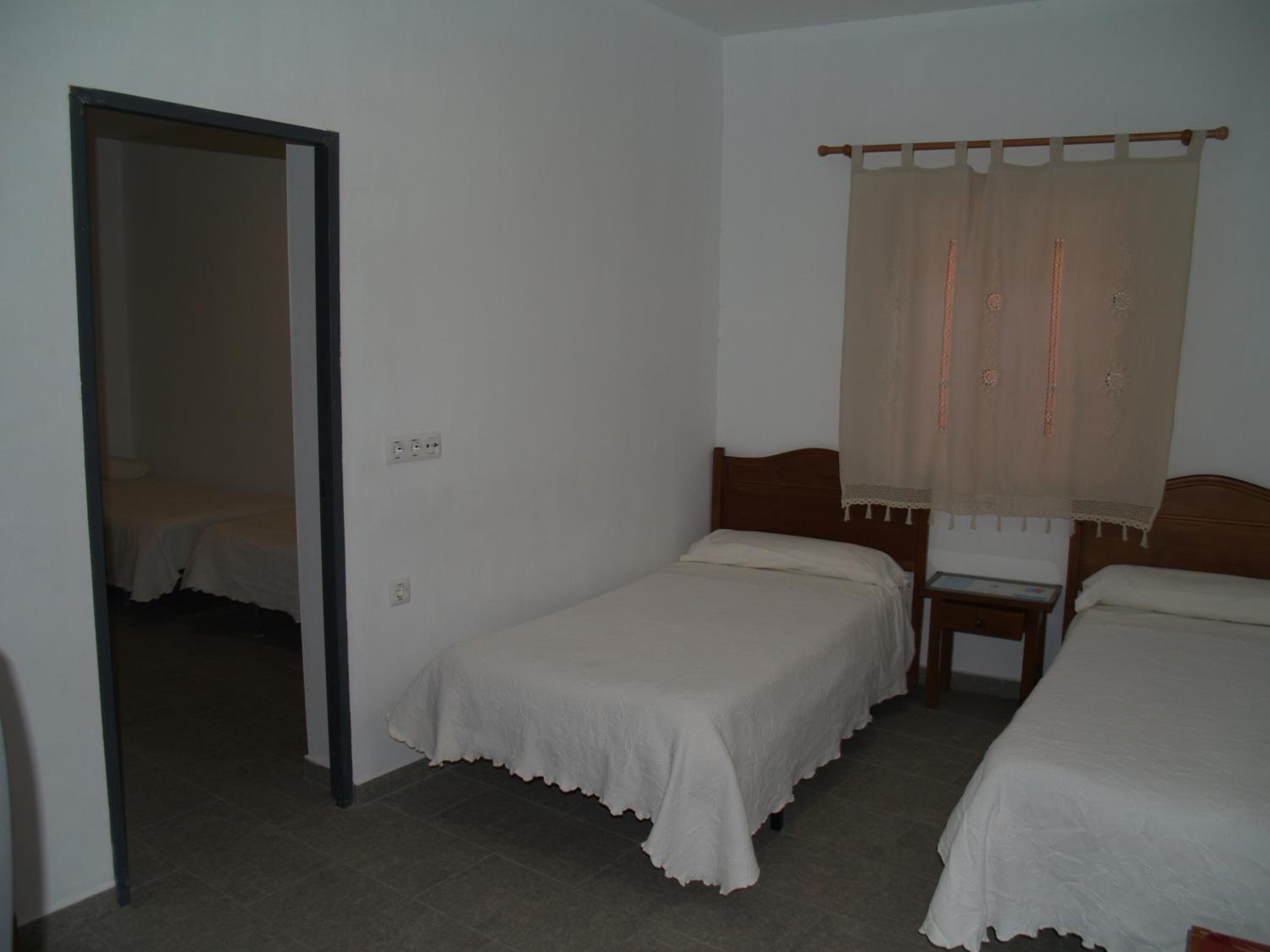 Hospedaje Lisboa Algeciras P Ca 0214 y A Ca 0232