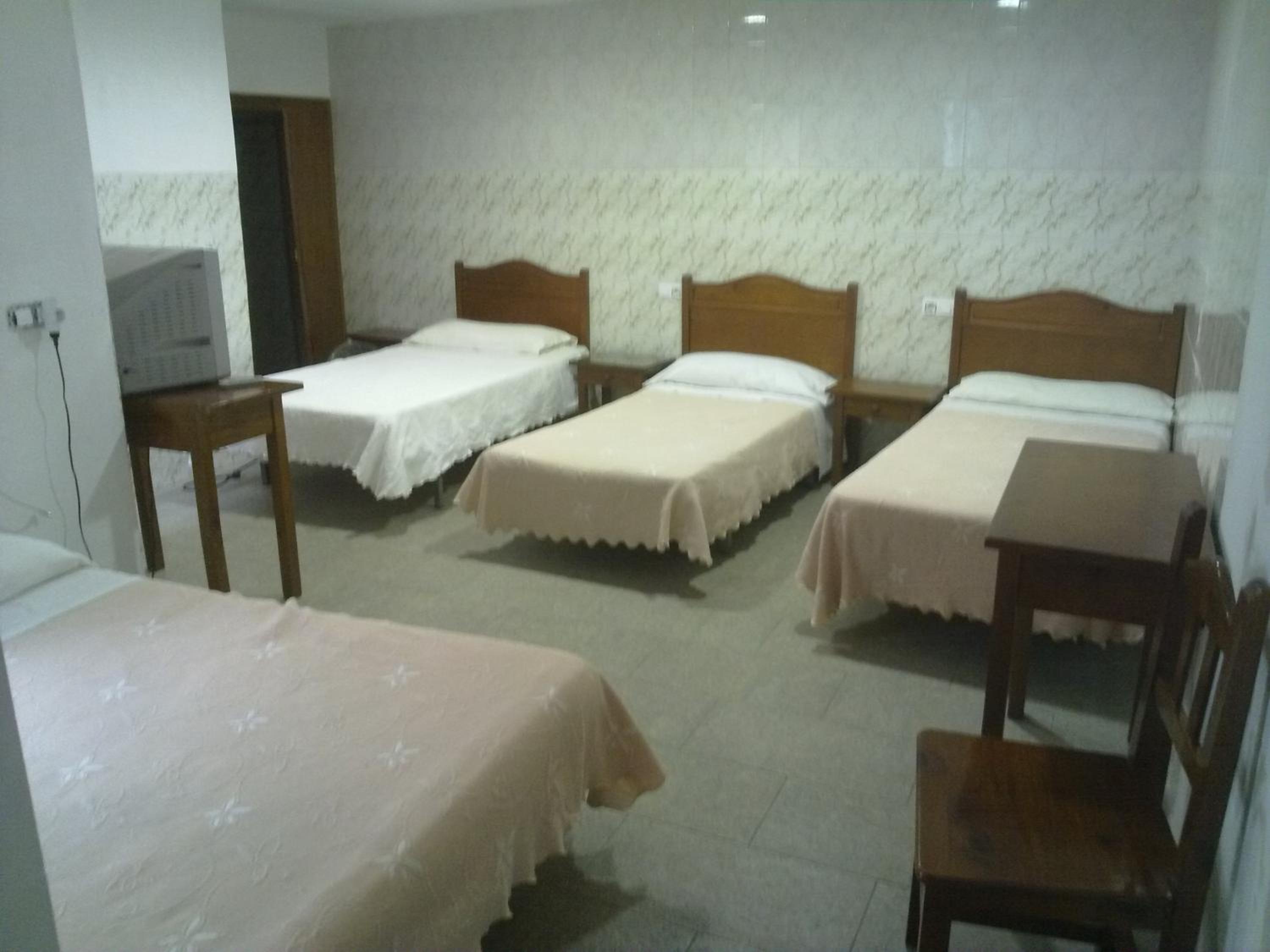 Hospedaje Lisboa Algeciras P Ca 0214 y A Ca 0232