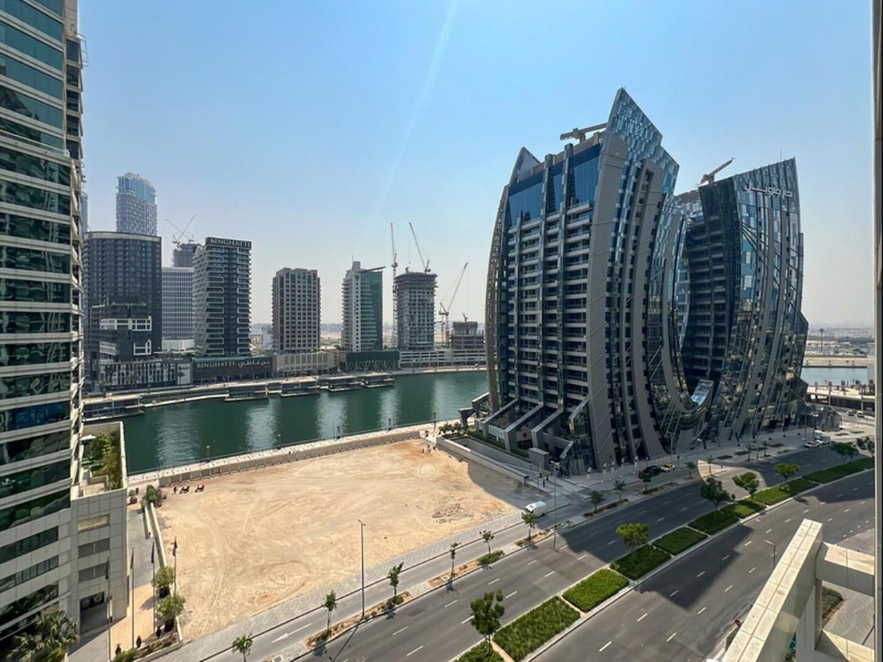 Keyrock Living - 1BR at Reva Residence with Lake View
