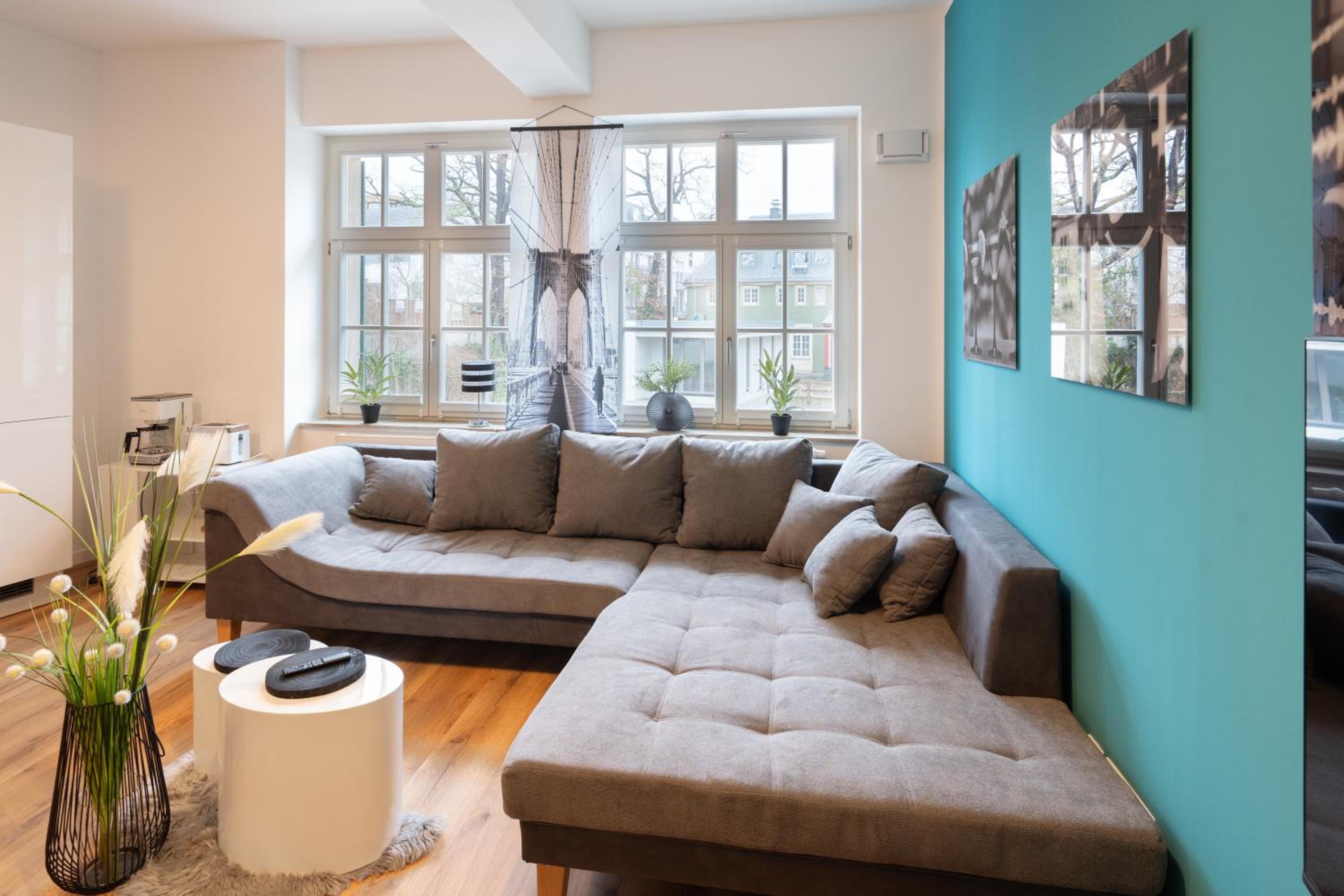 ANER 4 Design Apartment Zoe