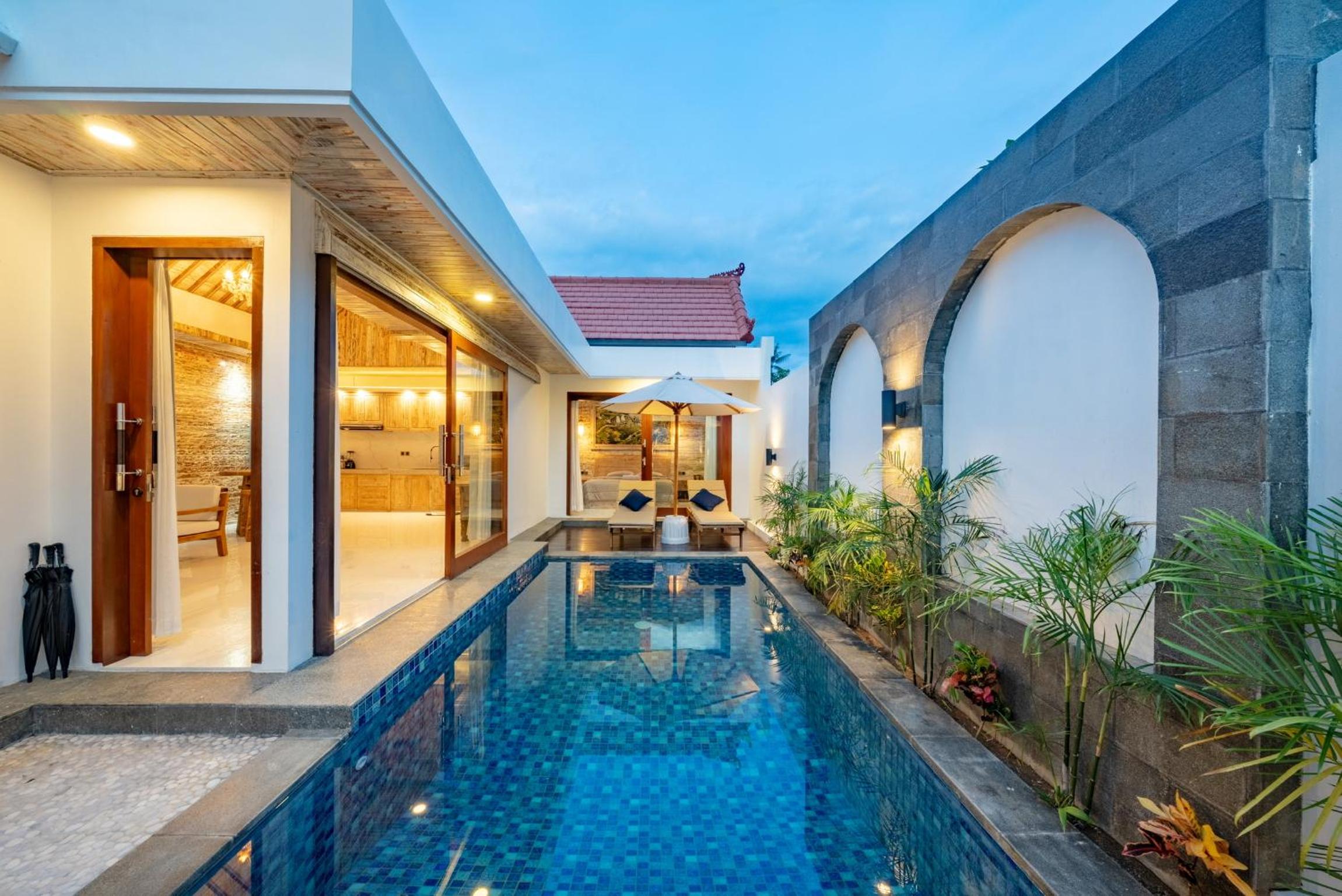 Ketut Losmen Villas Lembongan view 3