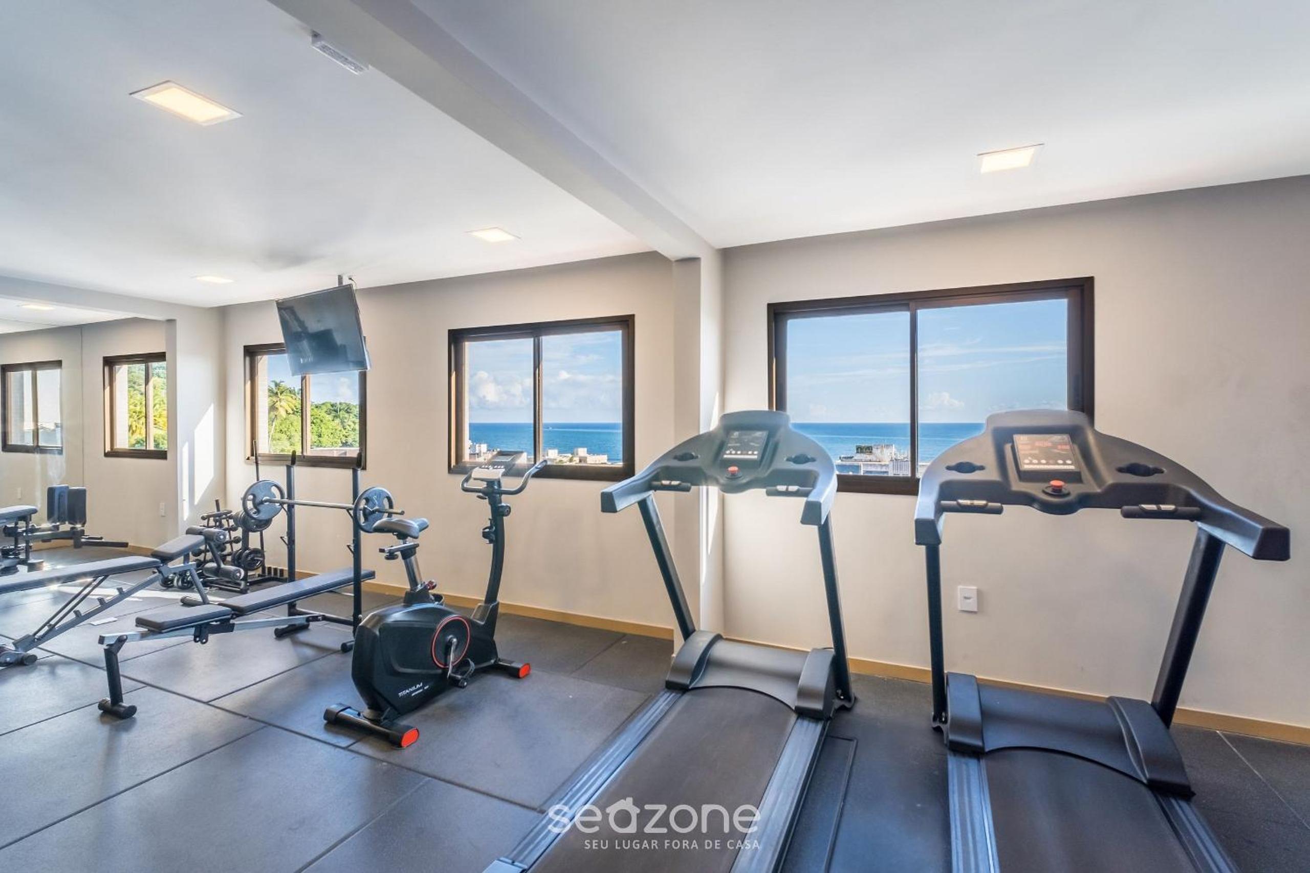 Apartments in Building with Gym in Ondina SSA – HOA
