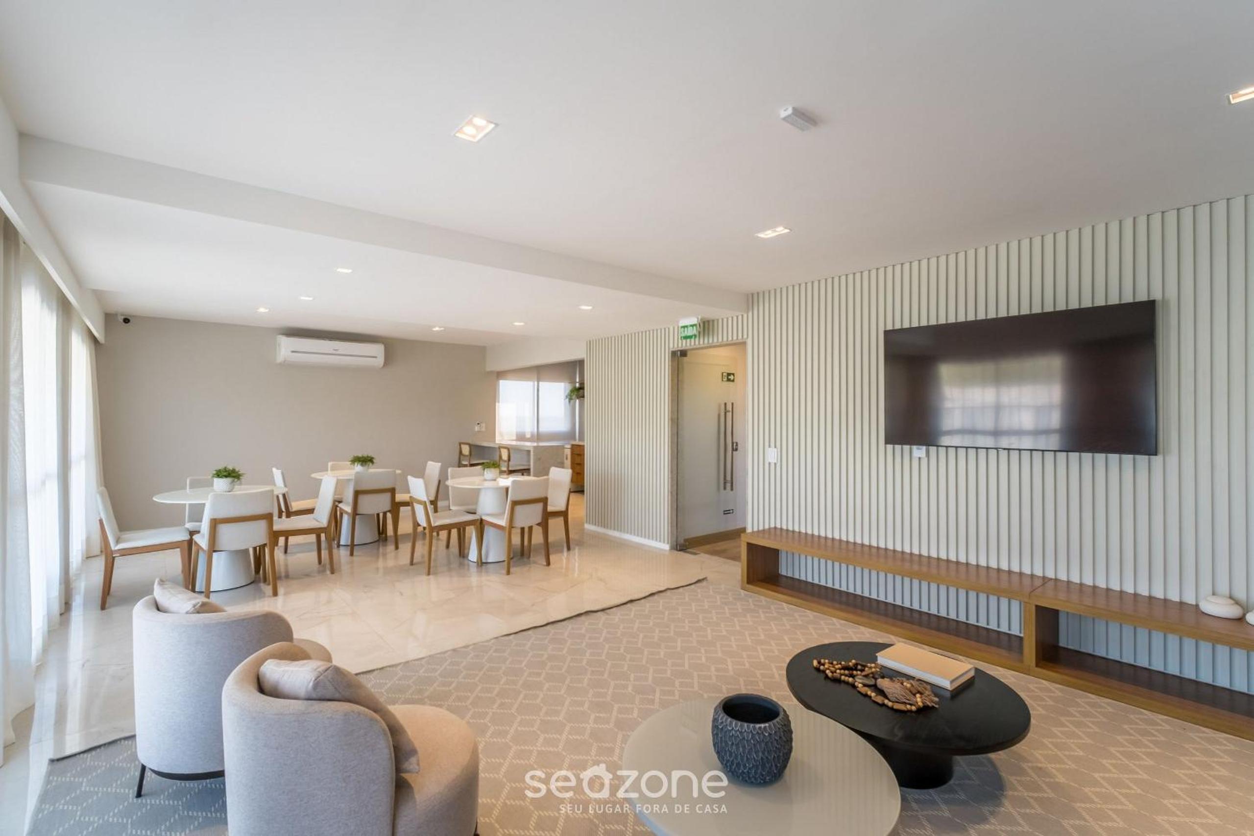 Apartments in Building with Gym in Ondina SSA – HOA
