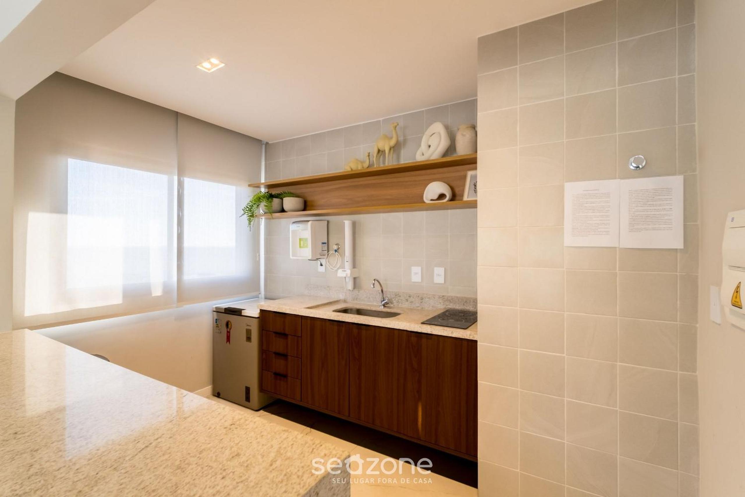Apartments in Building with Gym in Ondina SSA – HOA