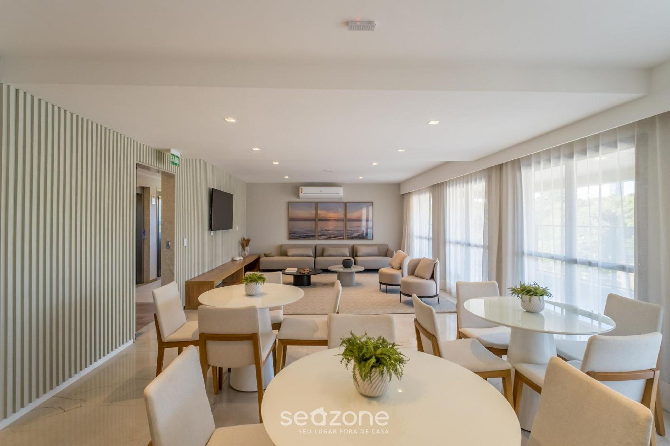Apartments in Building with Gym in Ondina SSA – HOA