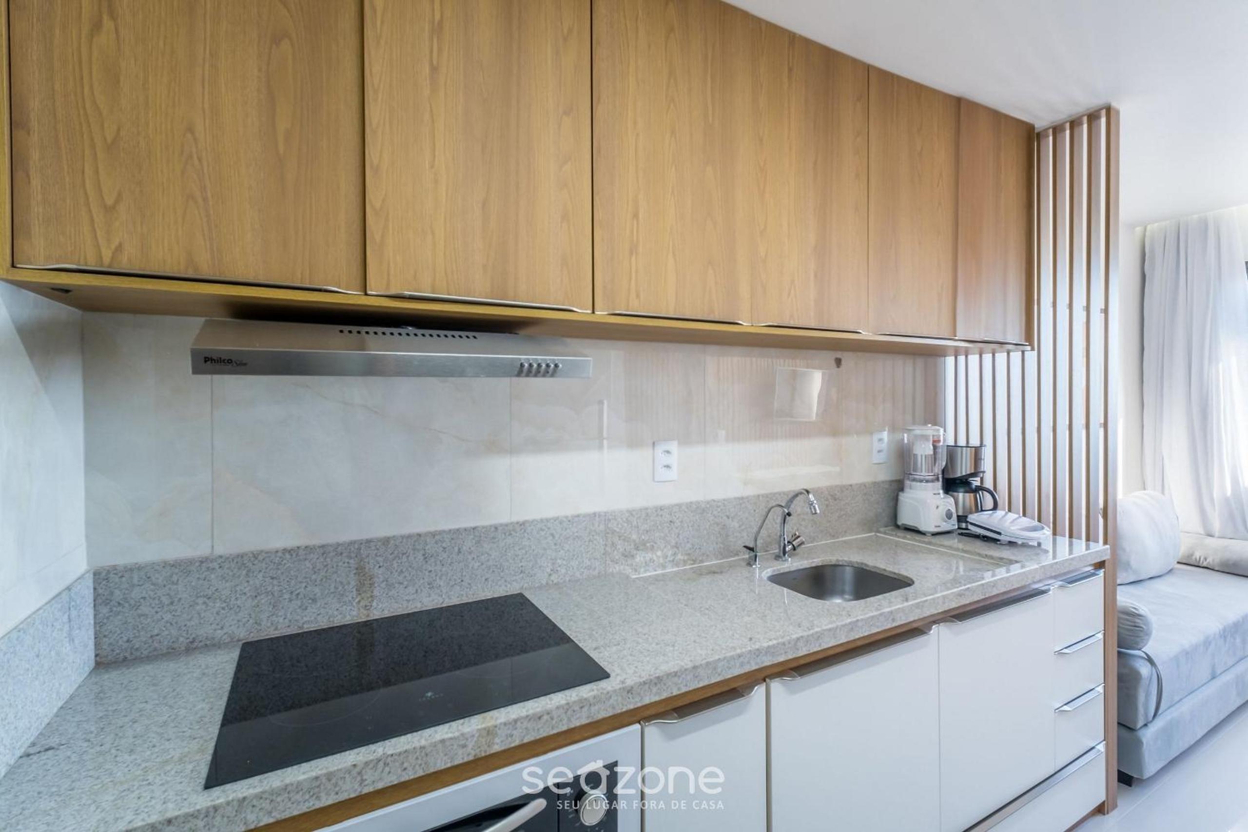 Apartments in Building with Gym in Ondina SSA – HOA