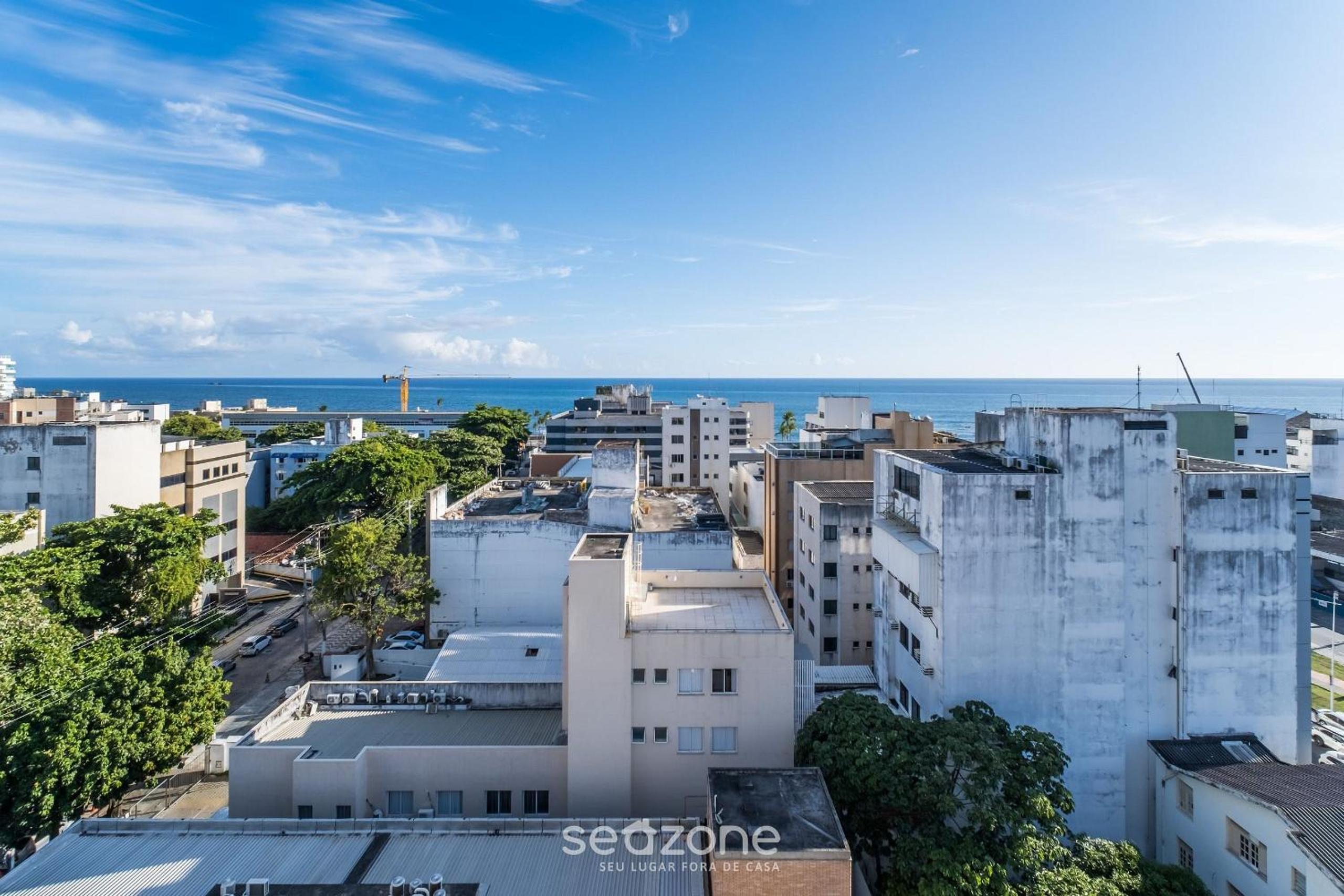 Apartments in Building with Gym in Ondina SSA – HOA