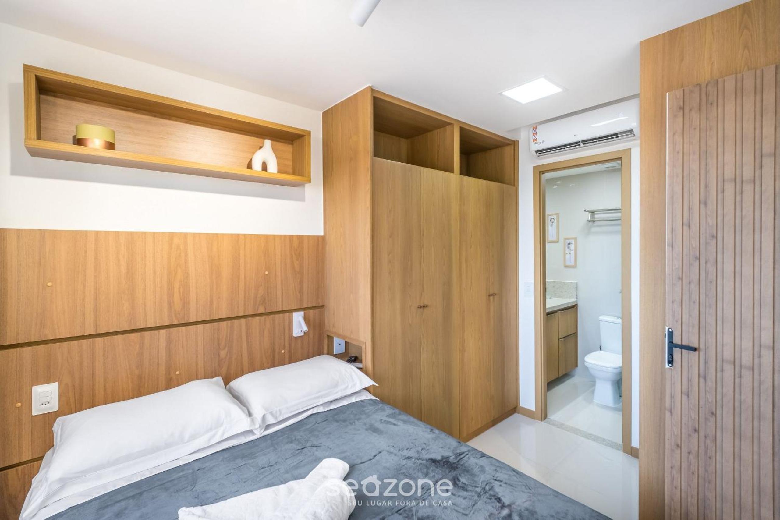 Apartments in Building with Gym in Ondina SSA – HOA