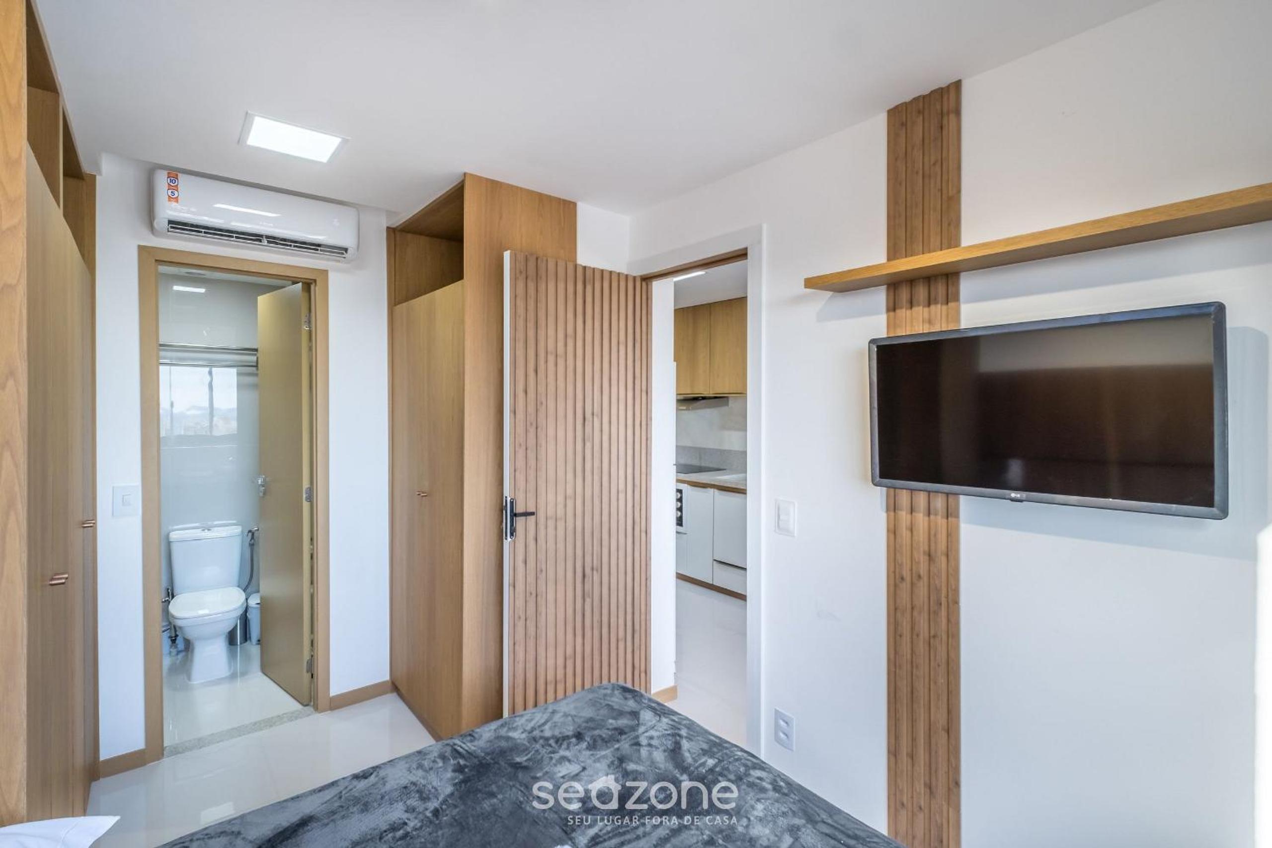 Apartments in Building with Gym in Ondina SSA – HOA