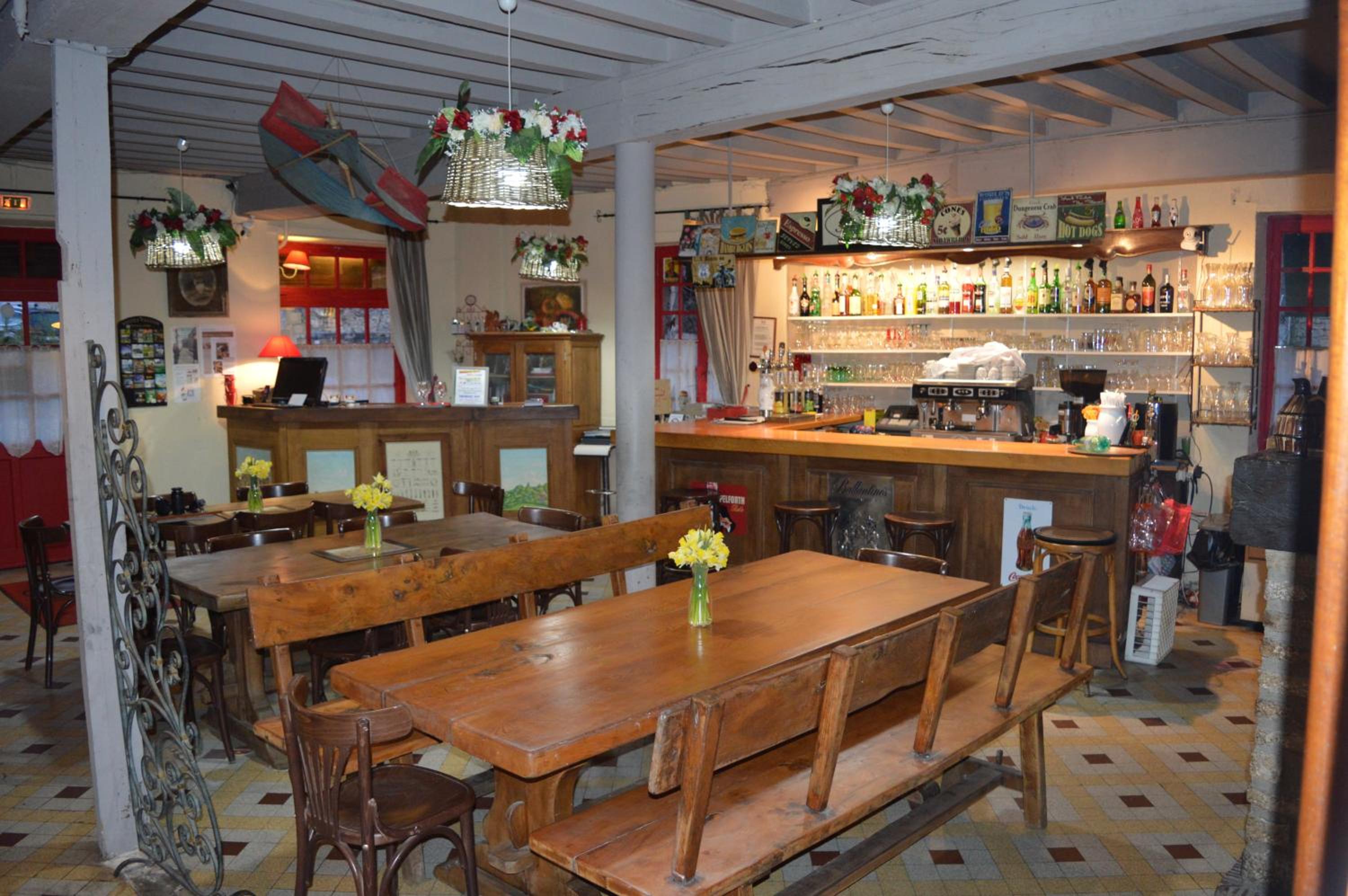 restaurant