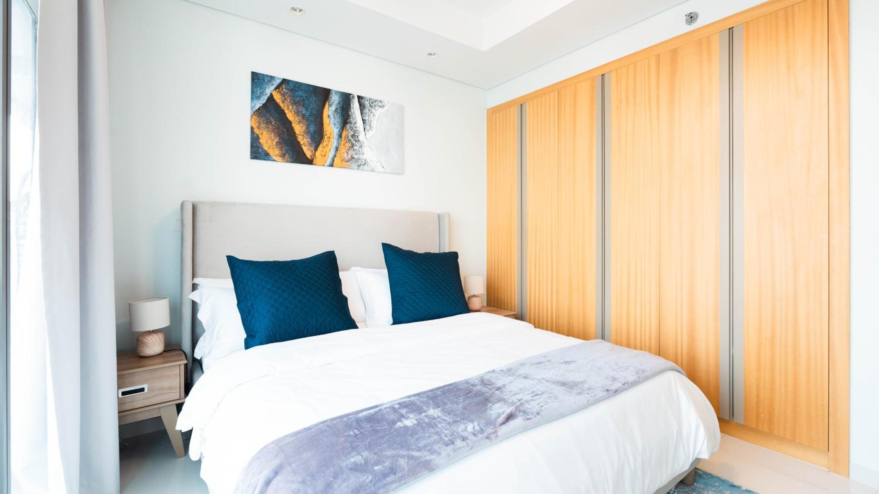 3BR Paramount Downtown - Burj Khalifa View