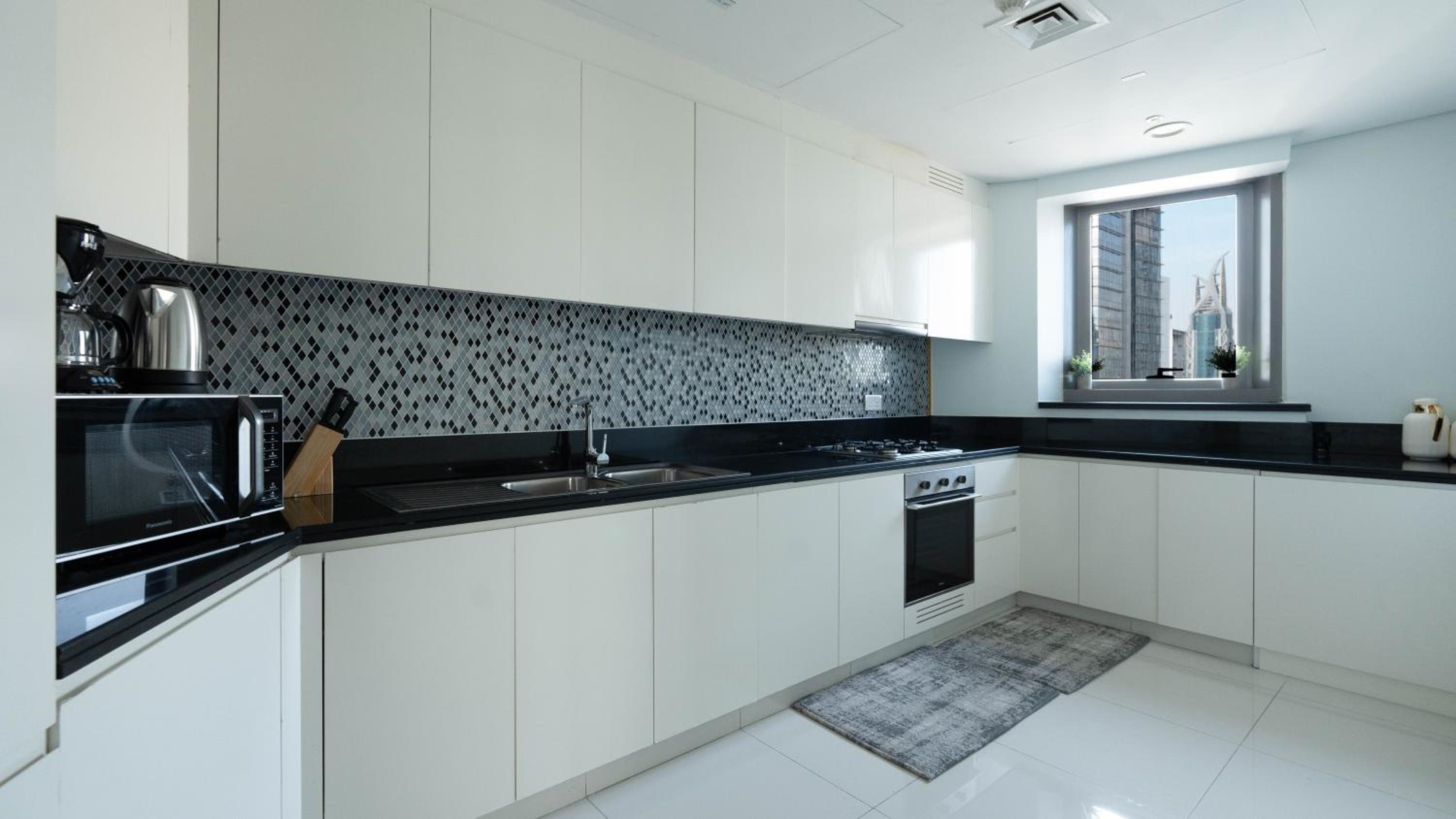 3BR Paramount Downtown - Burj Khalifa View