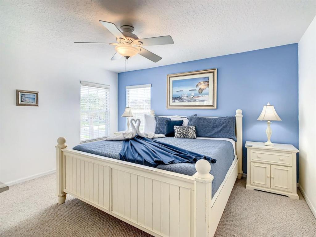 7BR Villa in Emerald Island w/ Resort Perks