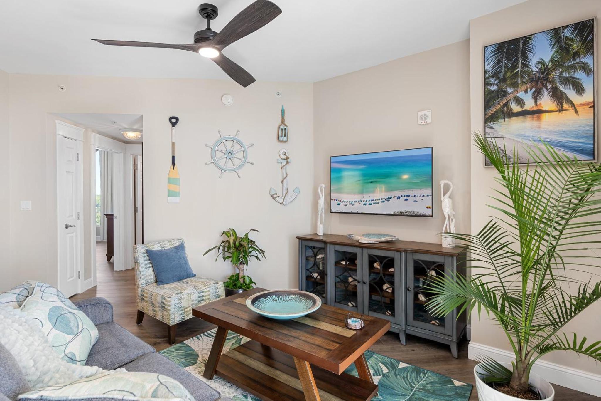 5 Star Resort 7th FL Sunrise Poolview Private Balconies Beach Gear Shuttle