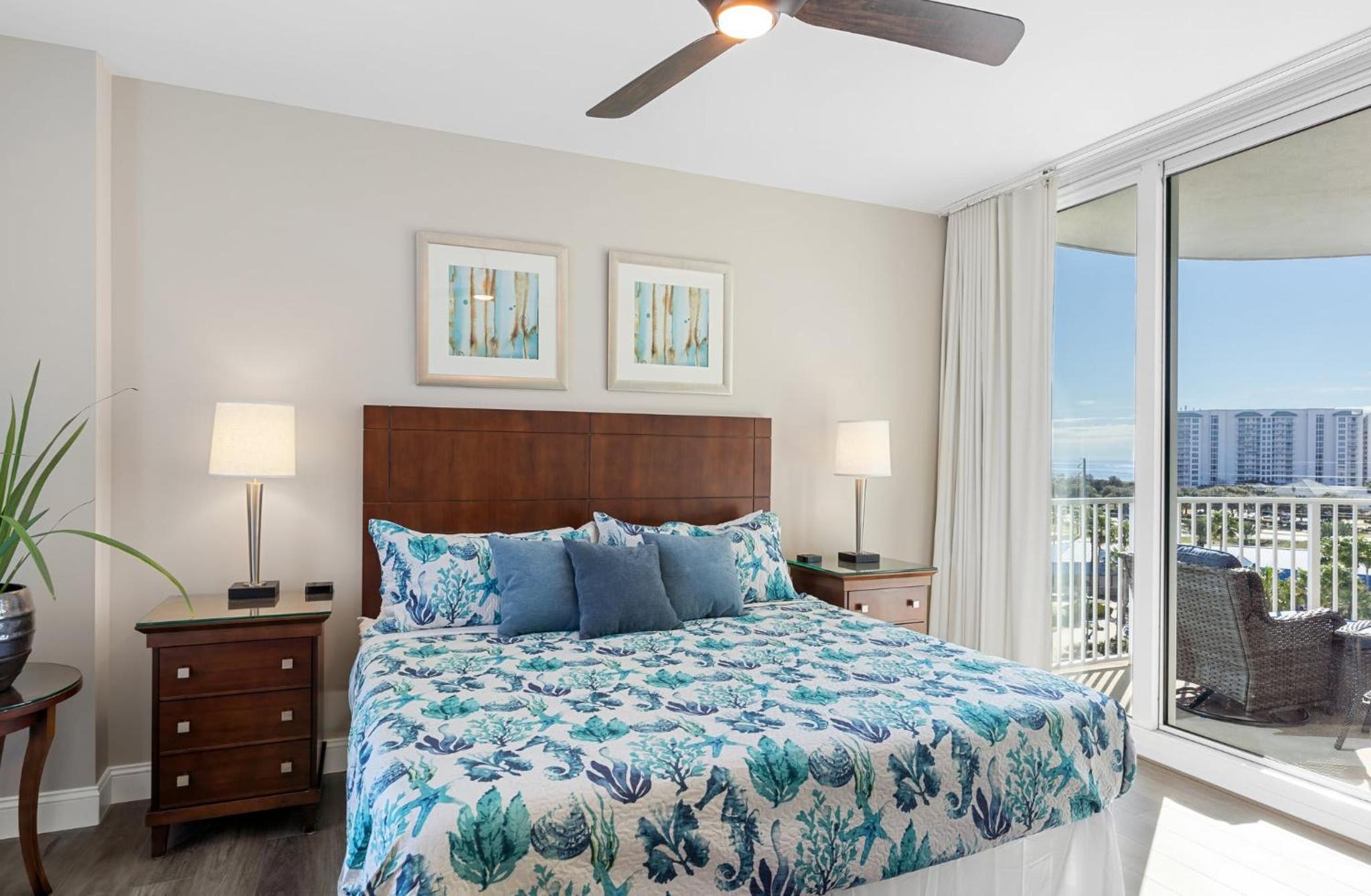 5 Star Resort 7th FL Sunrise Poolview Private Balconies Beach Gear Shuttle