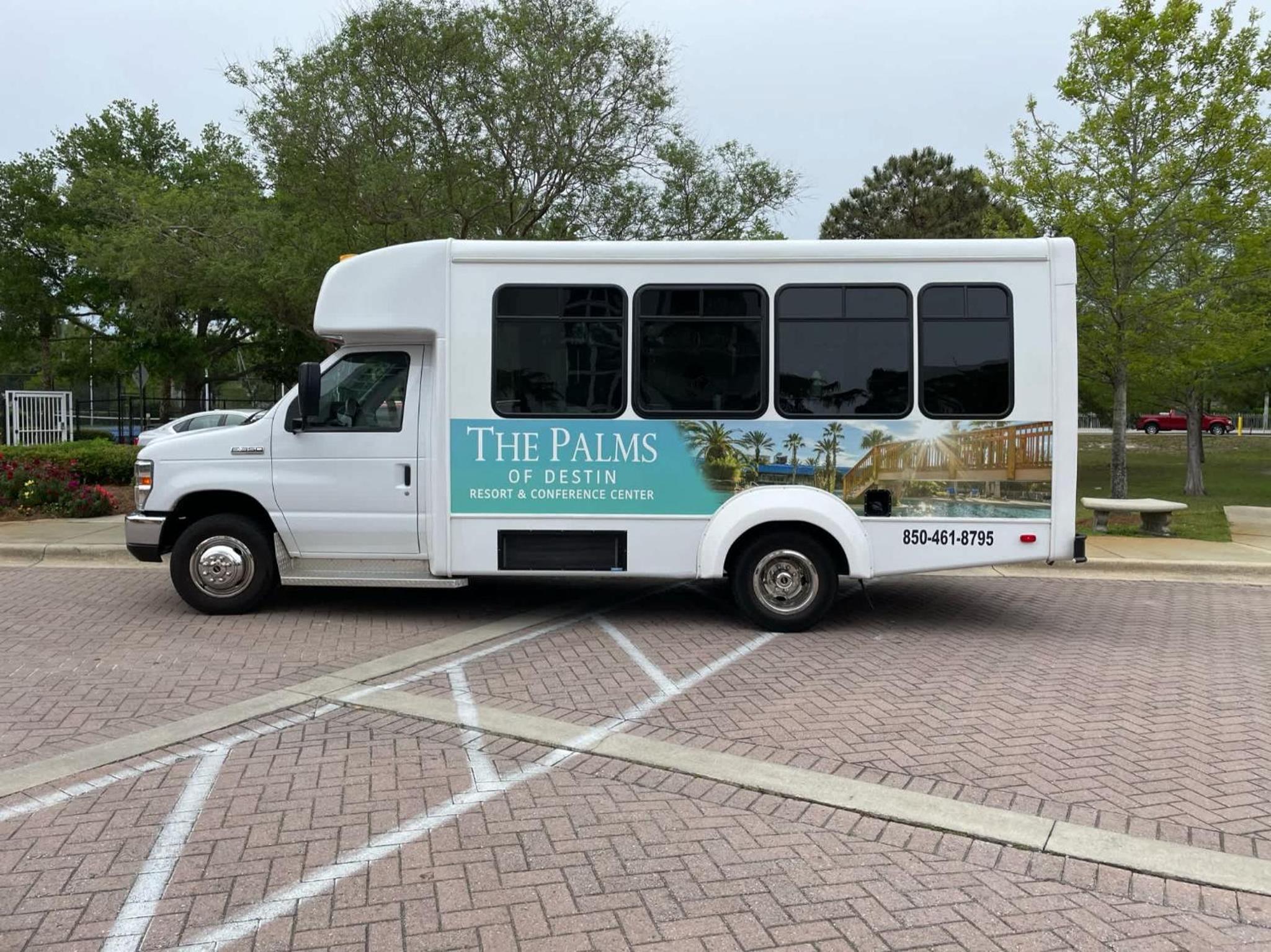 5 Star Resort 7th FL Sunrise Poolview Private Balconies Beach Gear Shuttle