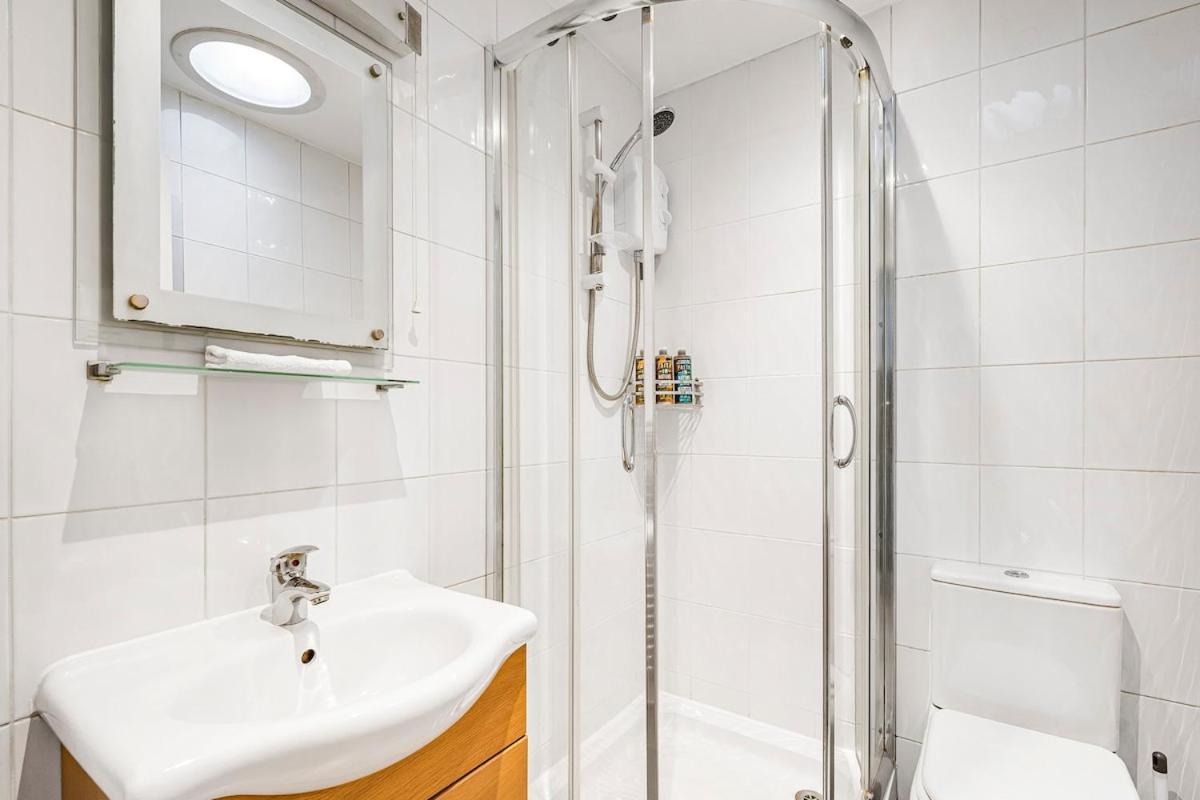 1-Bed Marylebone Residence with Super Fast Wifi