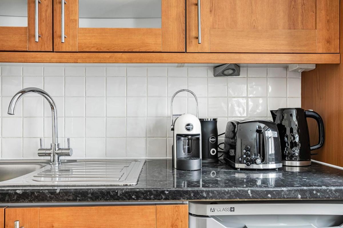 1-Bed Marylebone Residence with Super Fast Wifi