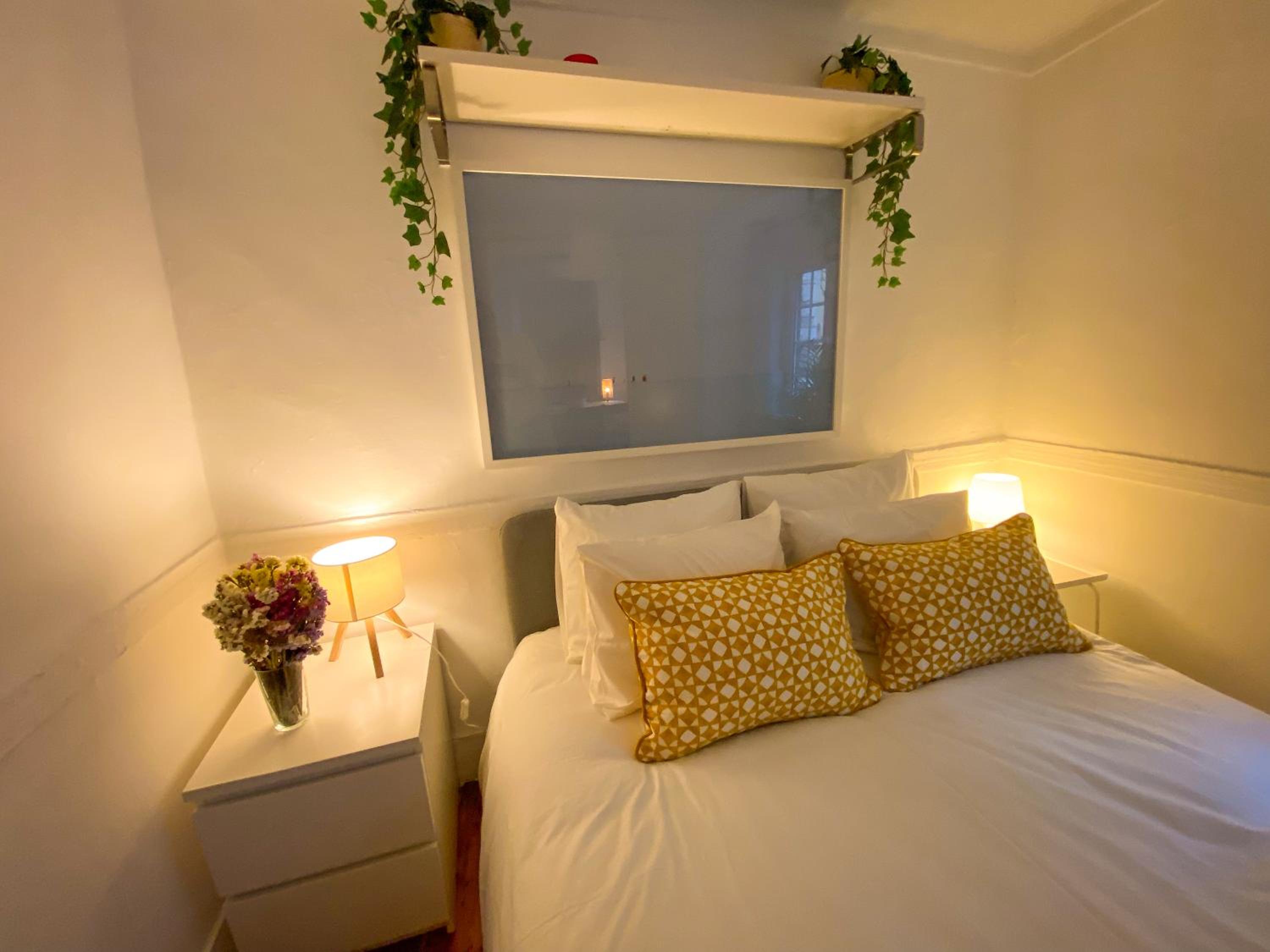 Charming Bairro Alto 2-Bedroom Escape