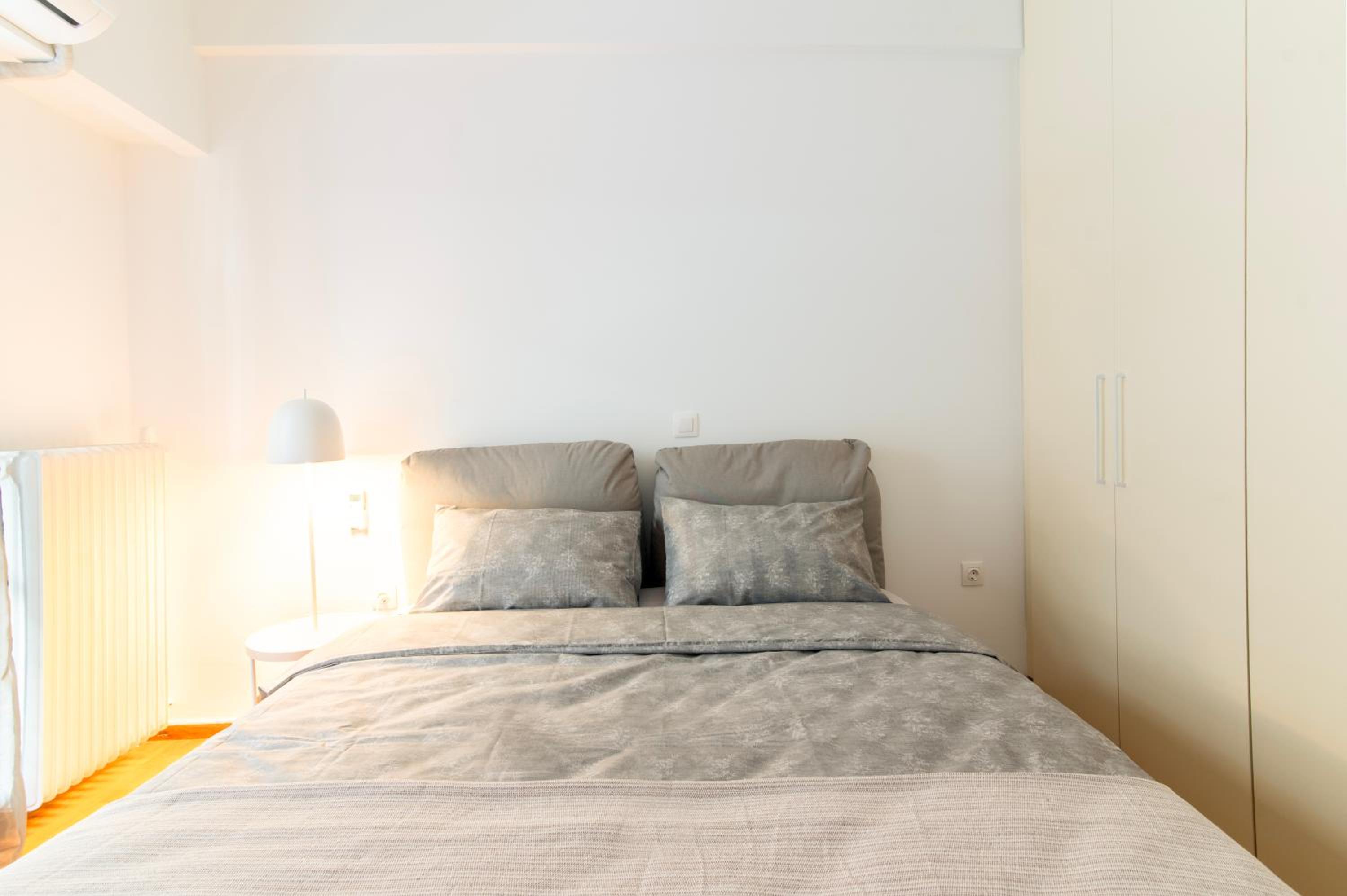 Modern 2-Bedroom Apt in Athens