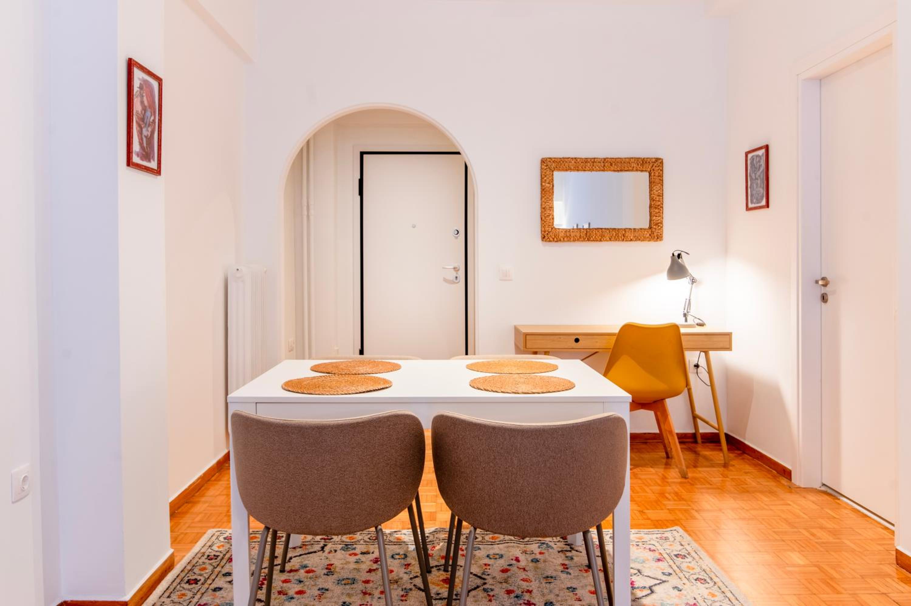 Modern 2-Bedroom Apt in Athens